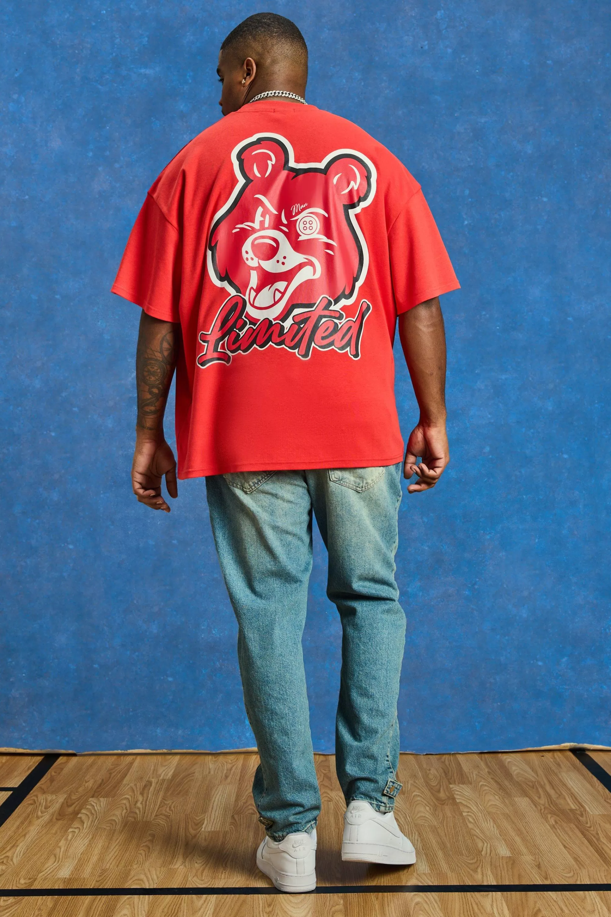 boohooMAN Plus Oversized Heavyweight Bear Print T-shirt | UK red Online