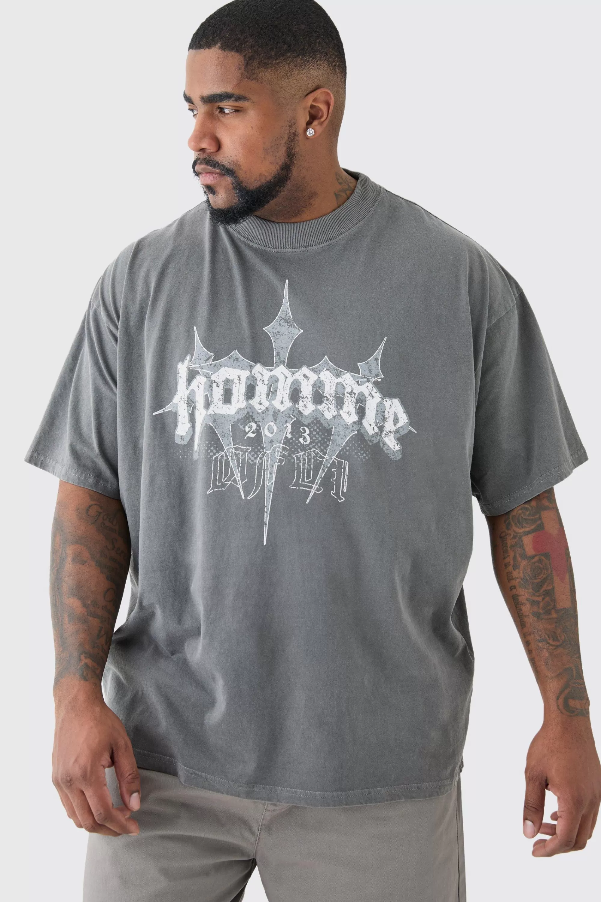 boohooMAN Plus Oversized Homme Cross T-shirt In | UK grey Outlet