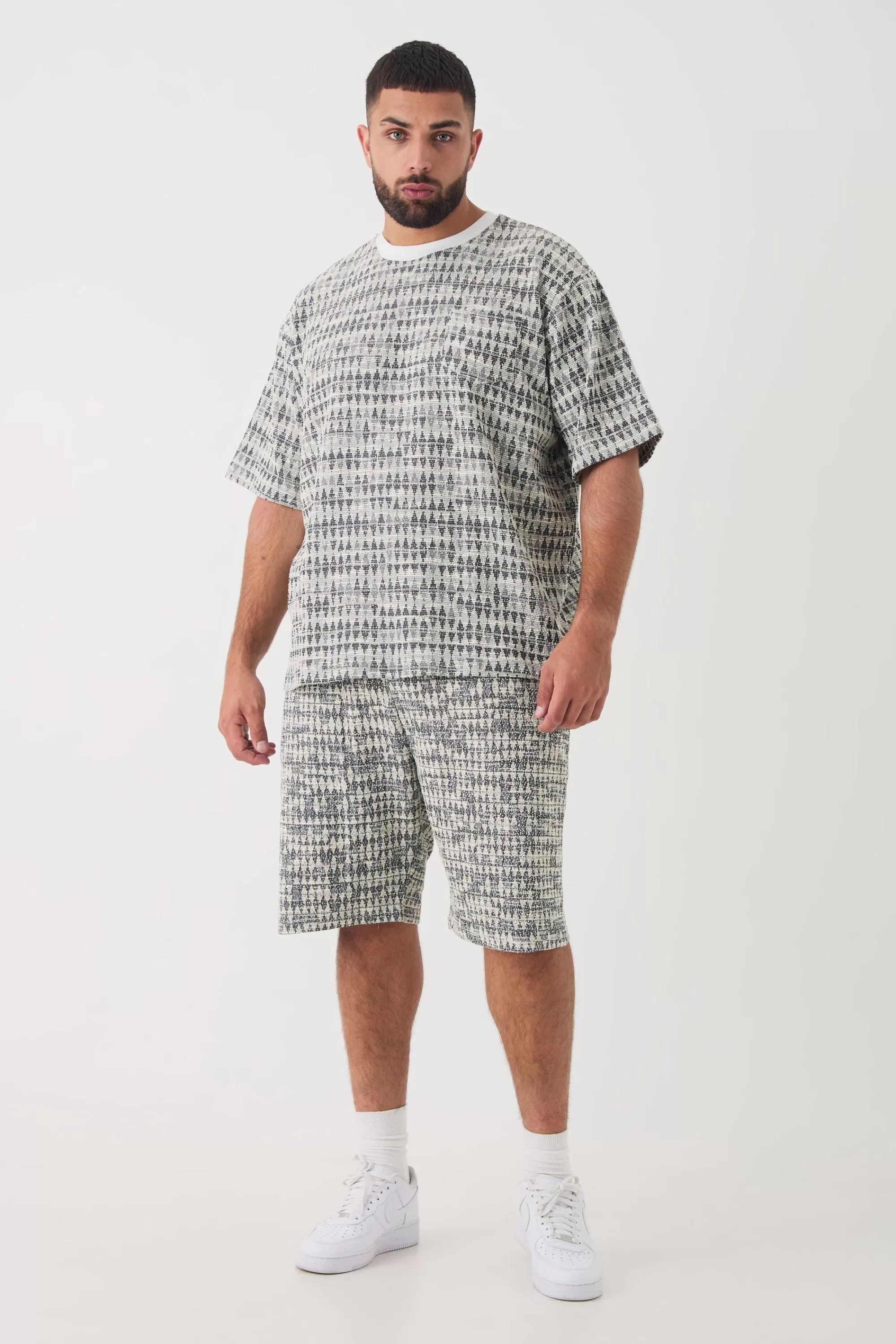 boohooMAN Plus Oversized Jacquard Geo T-shirt | UK charcoal Hot