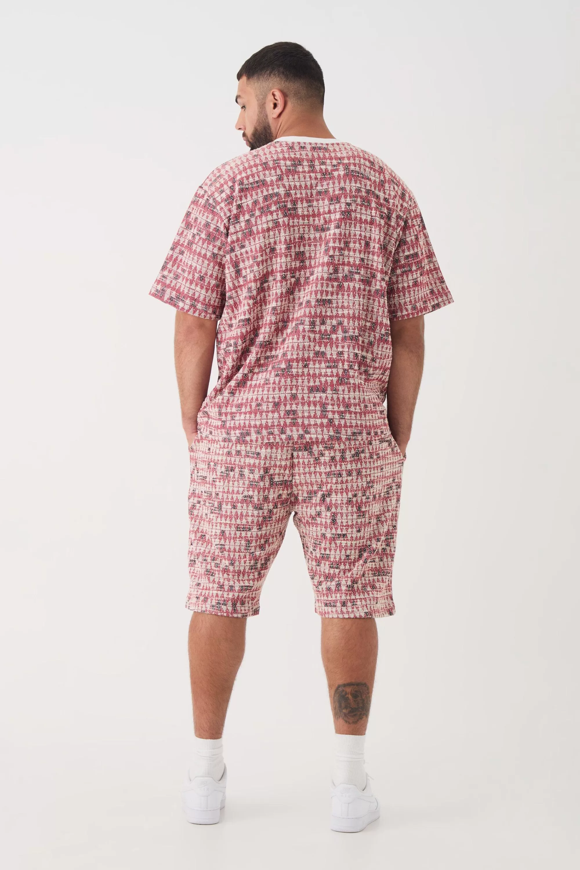 boohooMAN Plus Oversized Jacquard Geo T-shirt | UK red Online