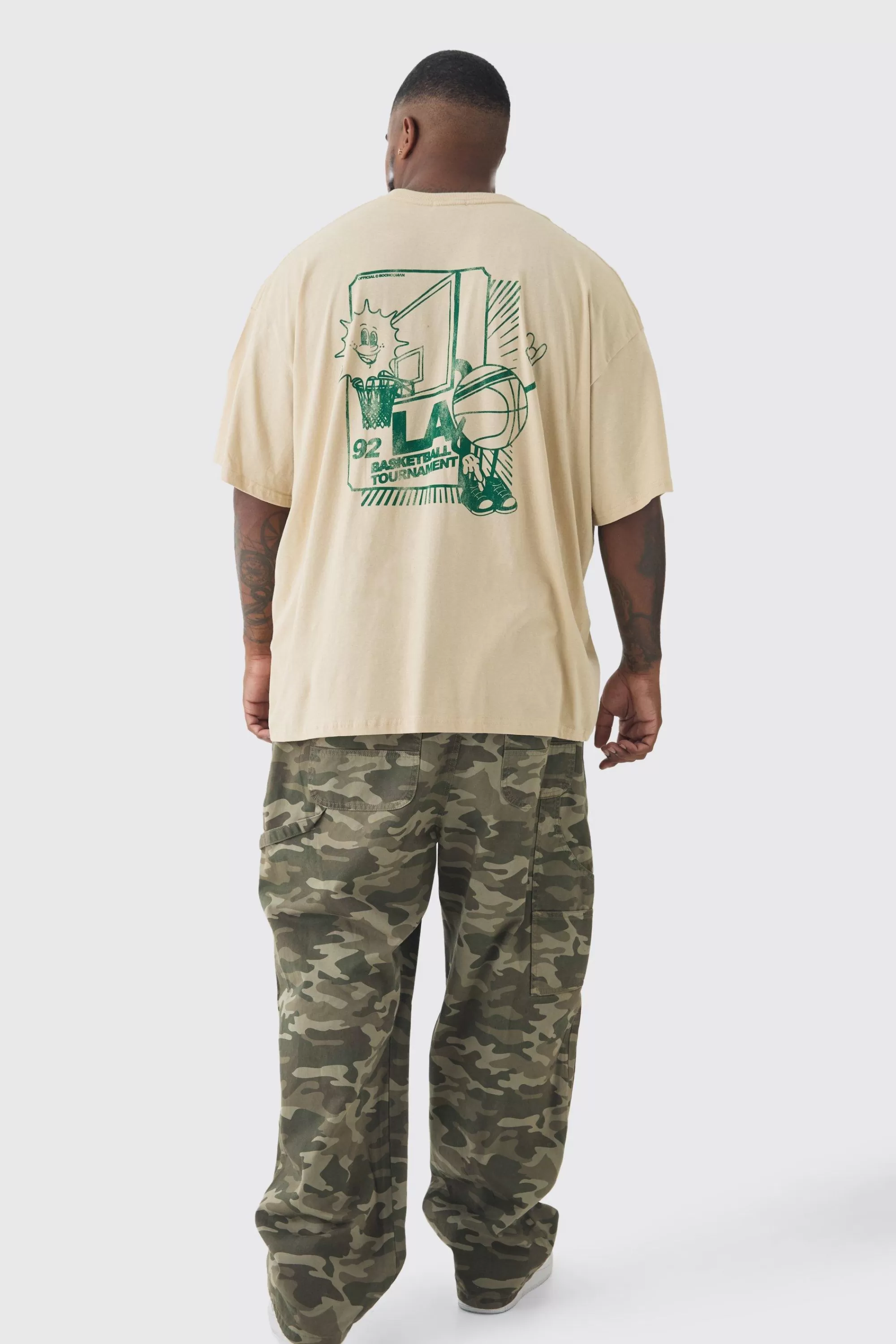 boohooMAN Plus Oversized LA Basketball Graphic T-Shirt | UK sand Shop