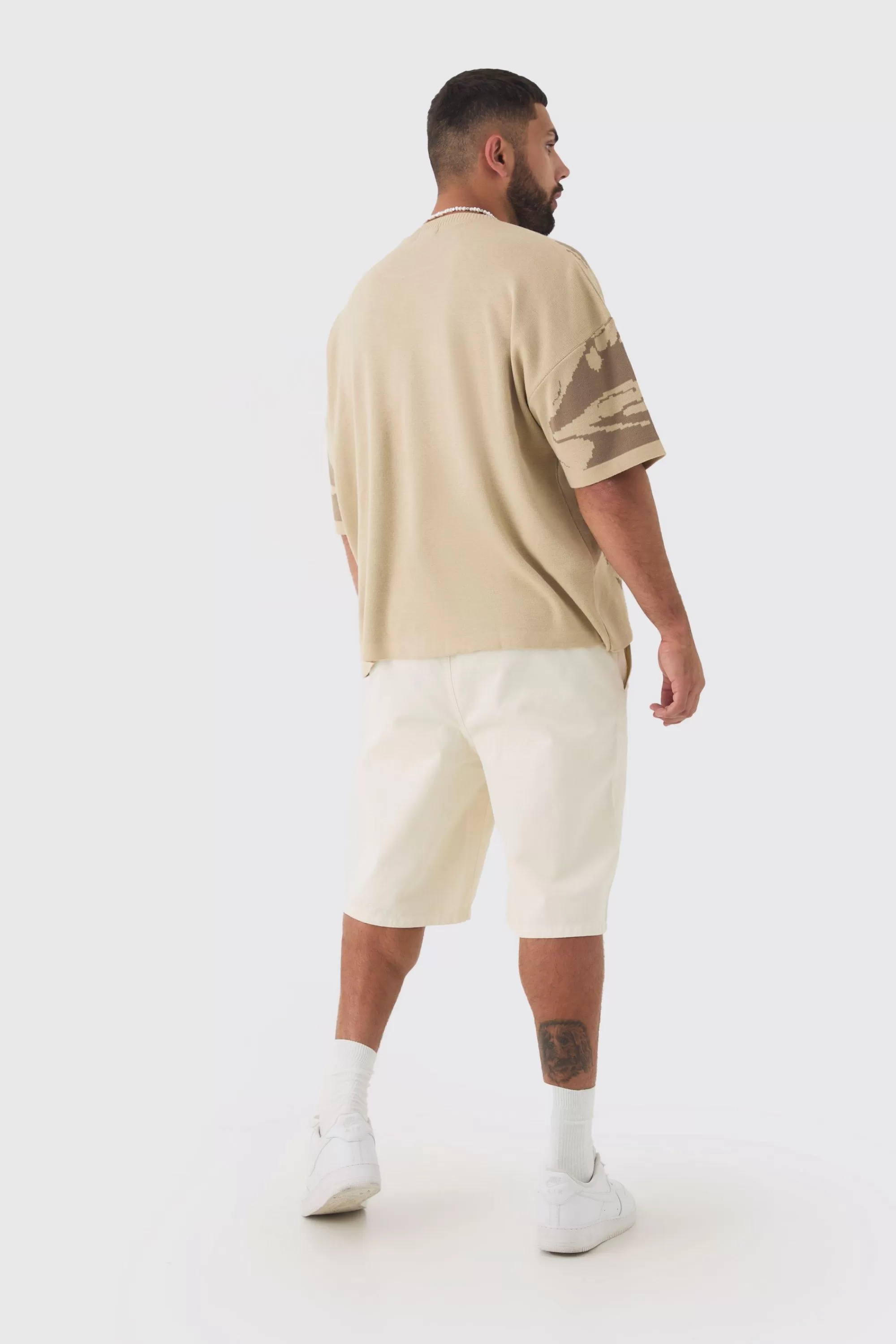 boohooMAN Plus Oversized Line Drawing Knitted T-shirt | UK stone Online