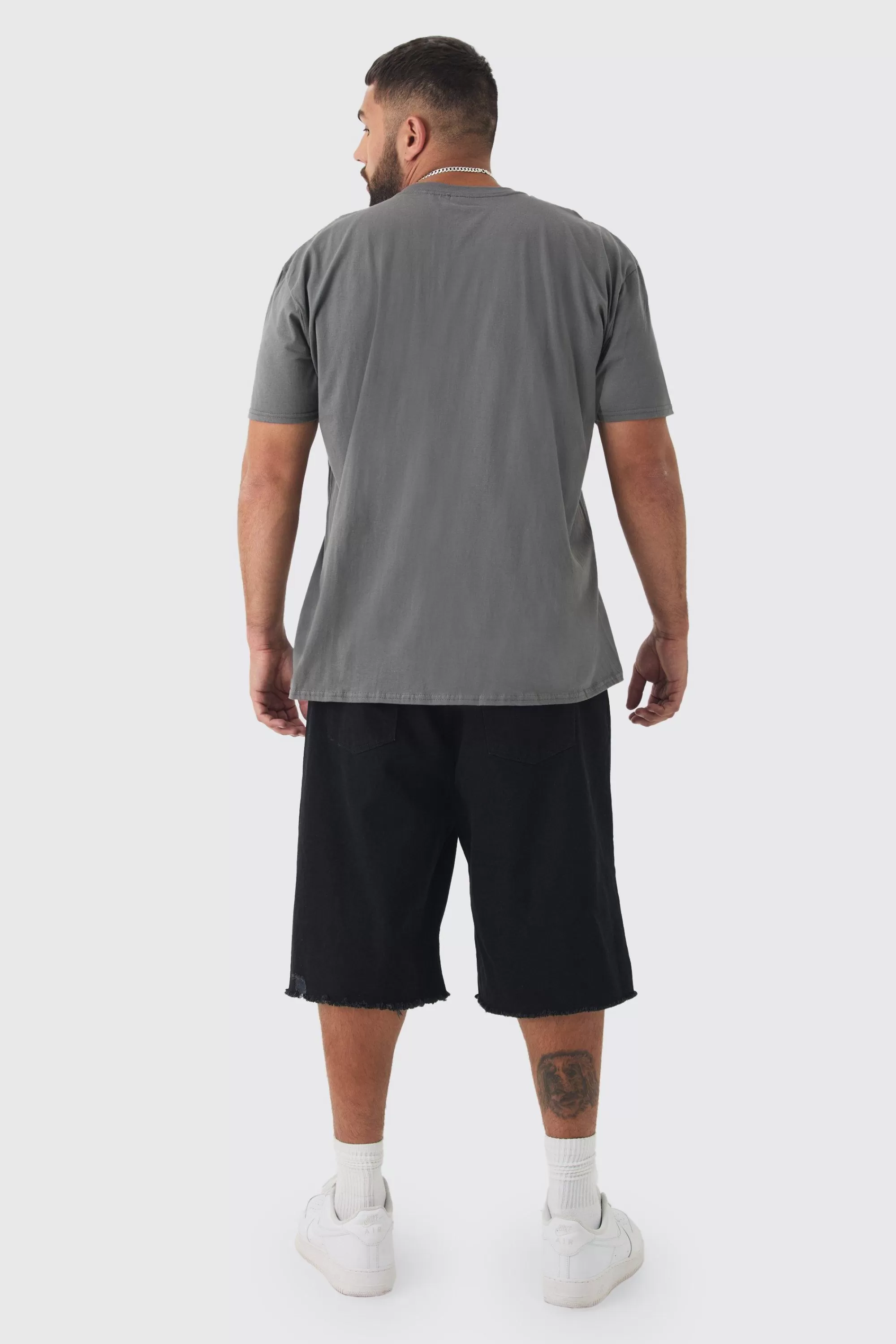 boohooMAN Plus Oversized Overdyed Official Face Graphic T-shirt | UK charcoal Clearance