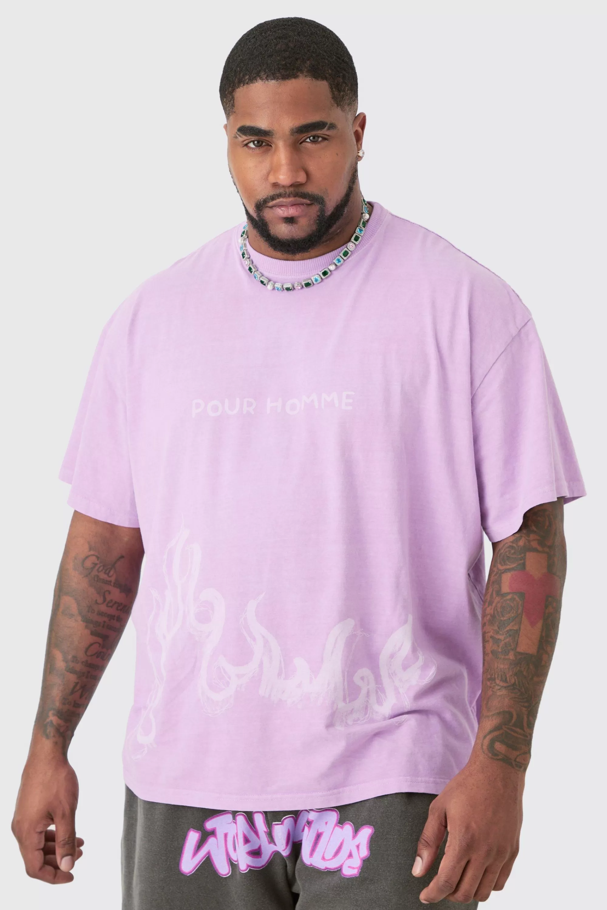 boohooMAN Plus Oversized Pour Homme Printed T-shirt In | UK pink Store