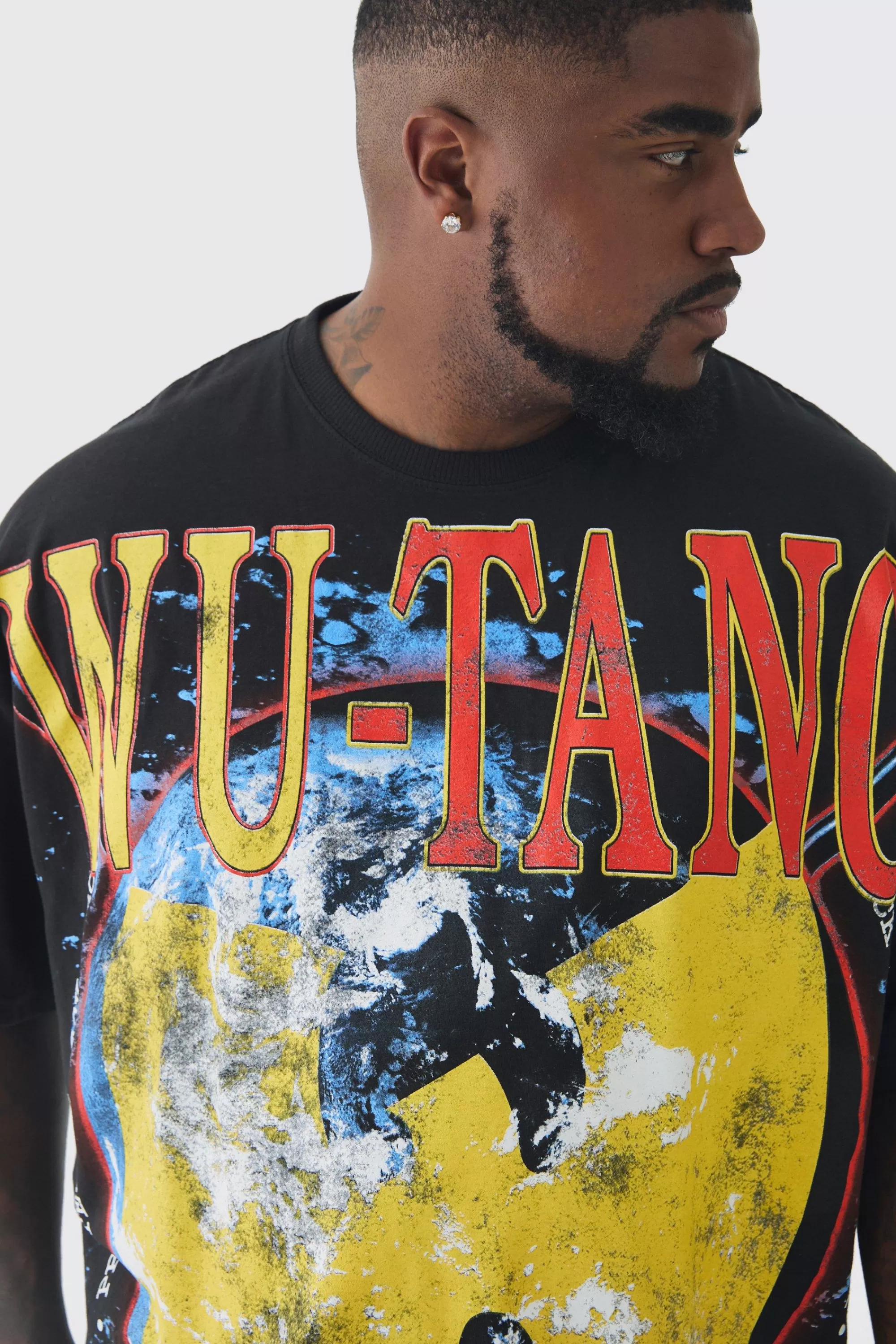 boohooMAN Plus Oversized Wu-Tang Large Scale License Print T-Shirt | UK black Clearance