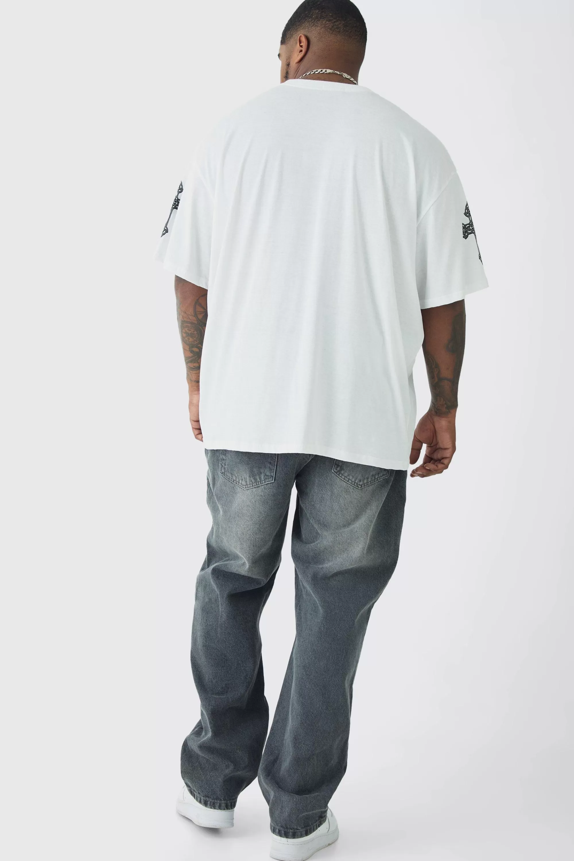 boohooMAN Plus Pour Homme Cross Printed T-shirt In | UK white Best Sale