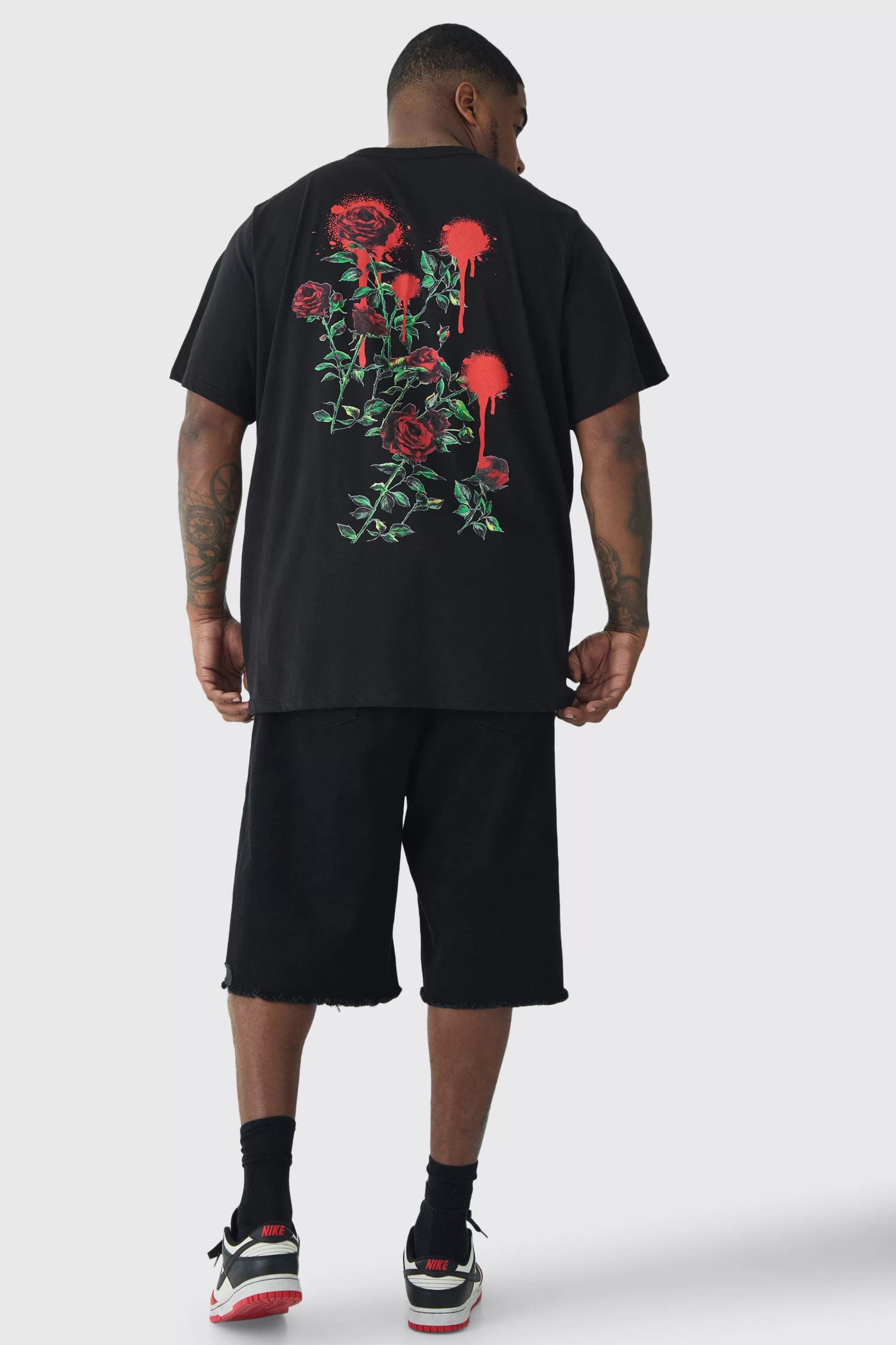 boohooMAN Plus Rose Floral Back Print T-shirt | UK black Sale