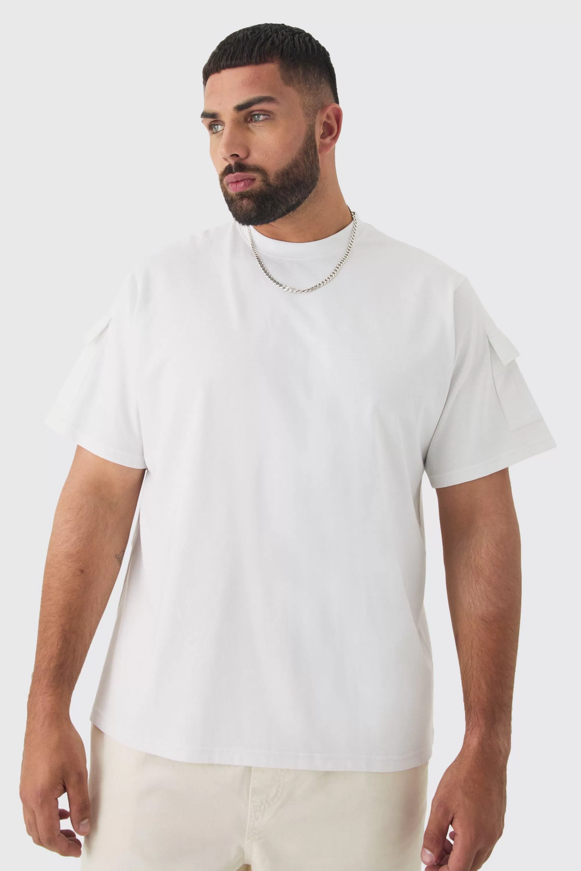 boohooMAN Plus Utility Pocket T-shirt | UK white Outlet