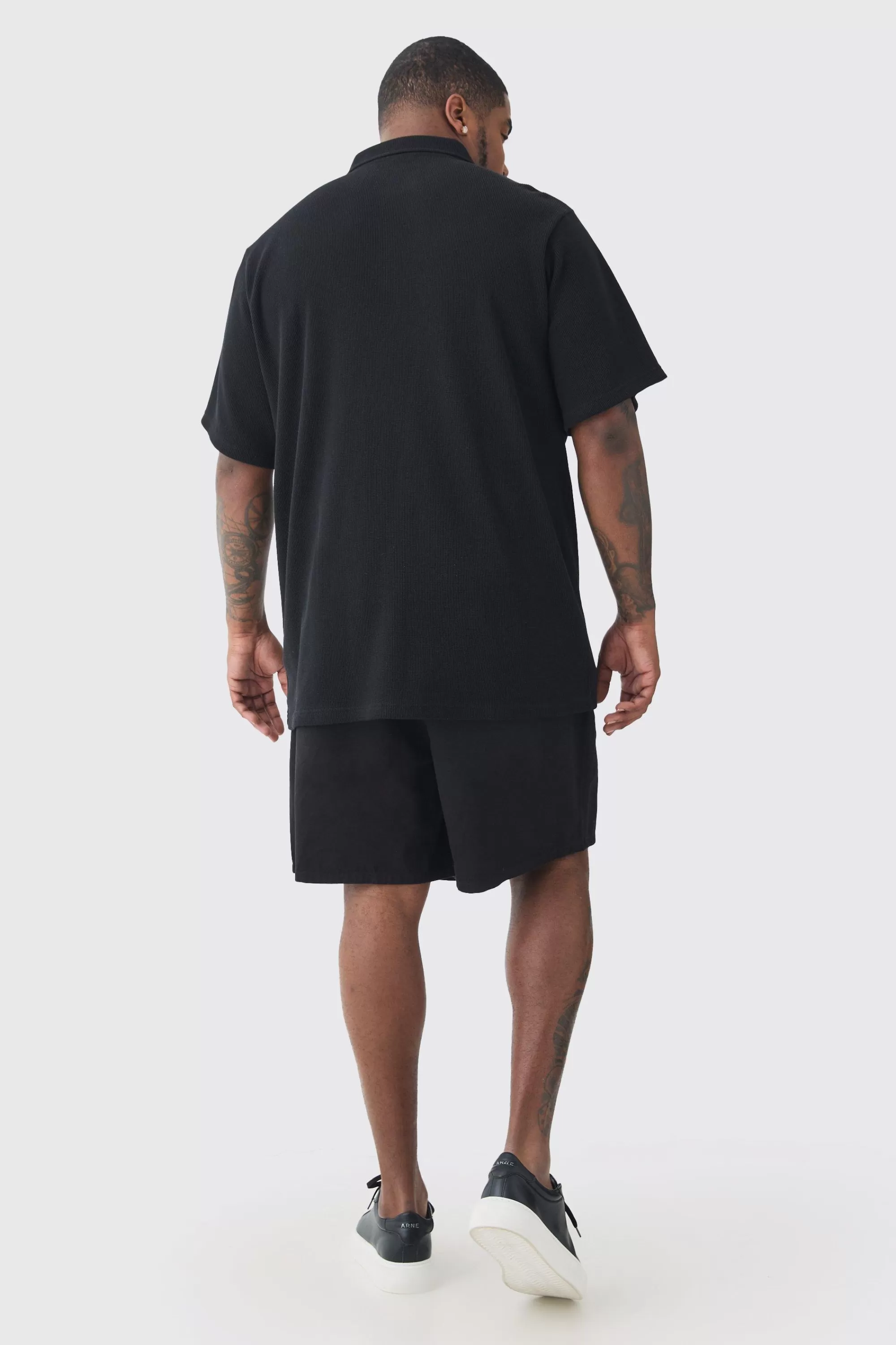 boohooMAN Plus Waffle Polo | UK black New