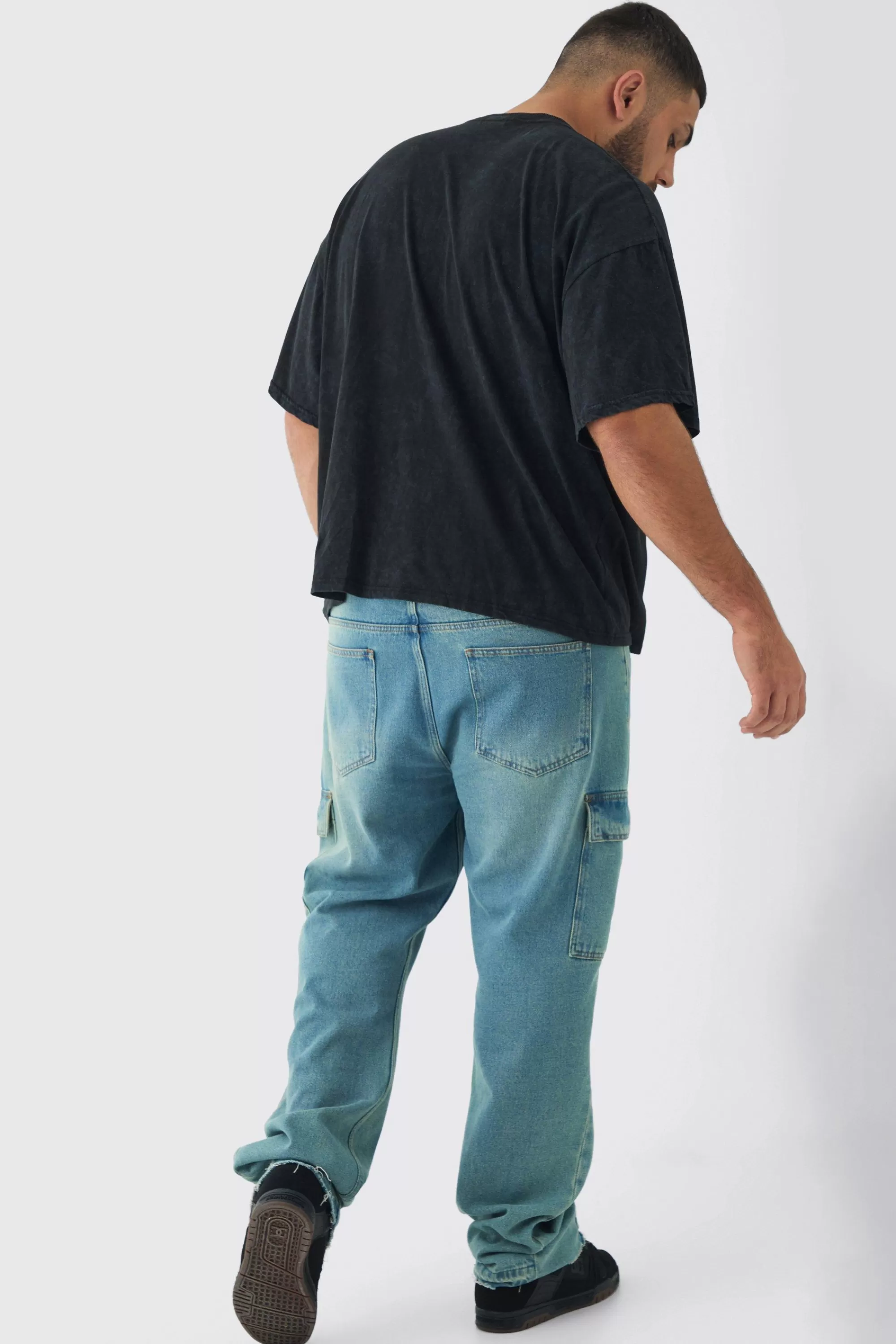 boohooMAN Plus Washed Floral Embroidered T-Shirt | UK washed black Discount