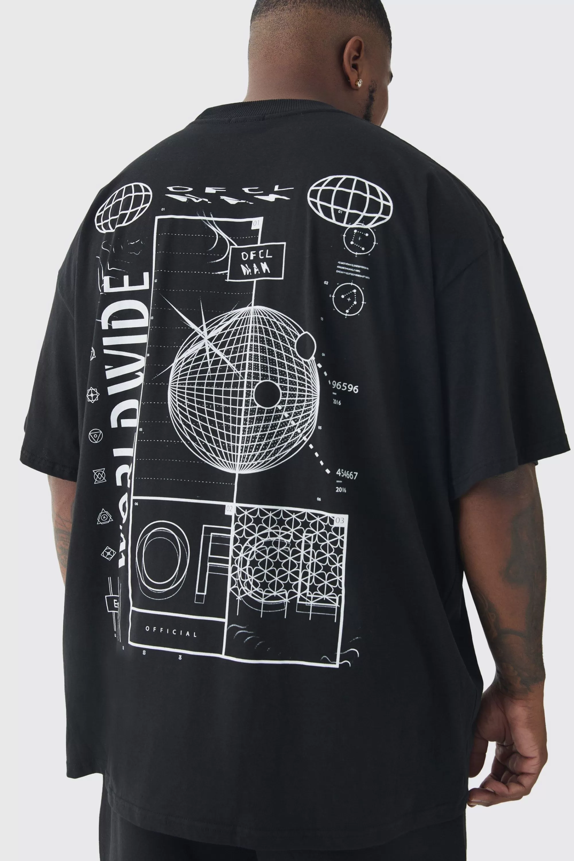 boohooMAN Plus Worldwide Abstract Graphic Extended Neck T-Shirt | UK black Outlet