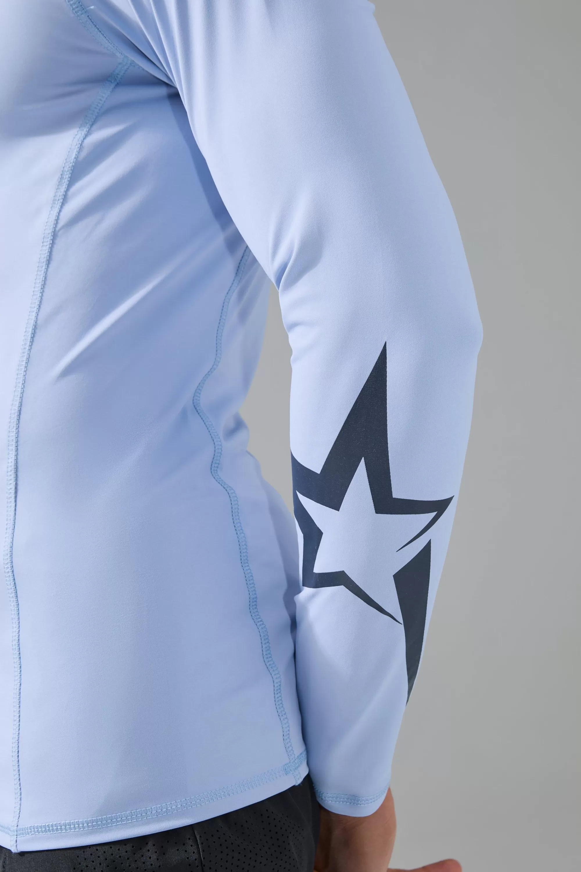 boohooMAN P-Star Active Muscle Fit Base Layer Star Print T-shirt | UK light blue Flash Sale