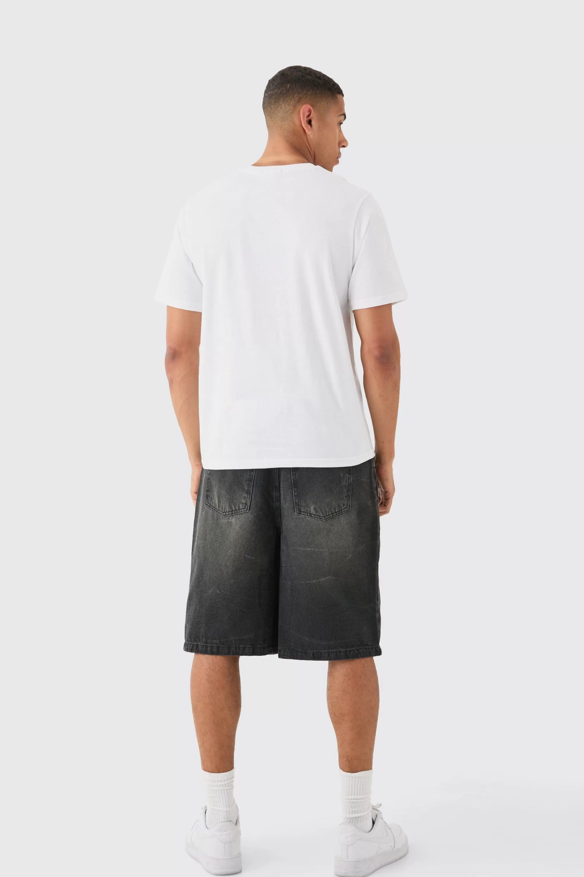 boohooMAN Regular Embroidered Graphic T-shirt | UK white New