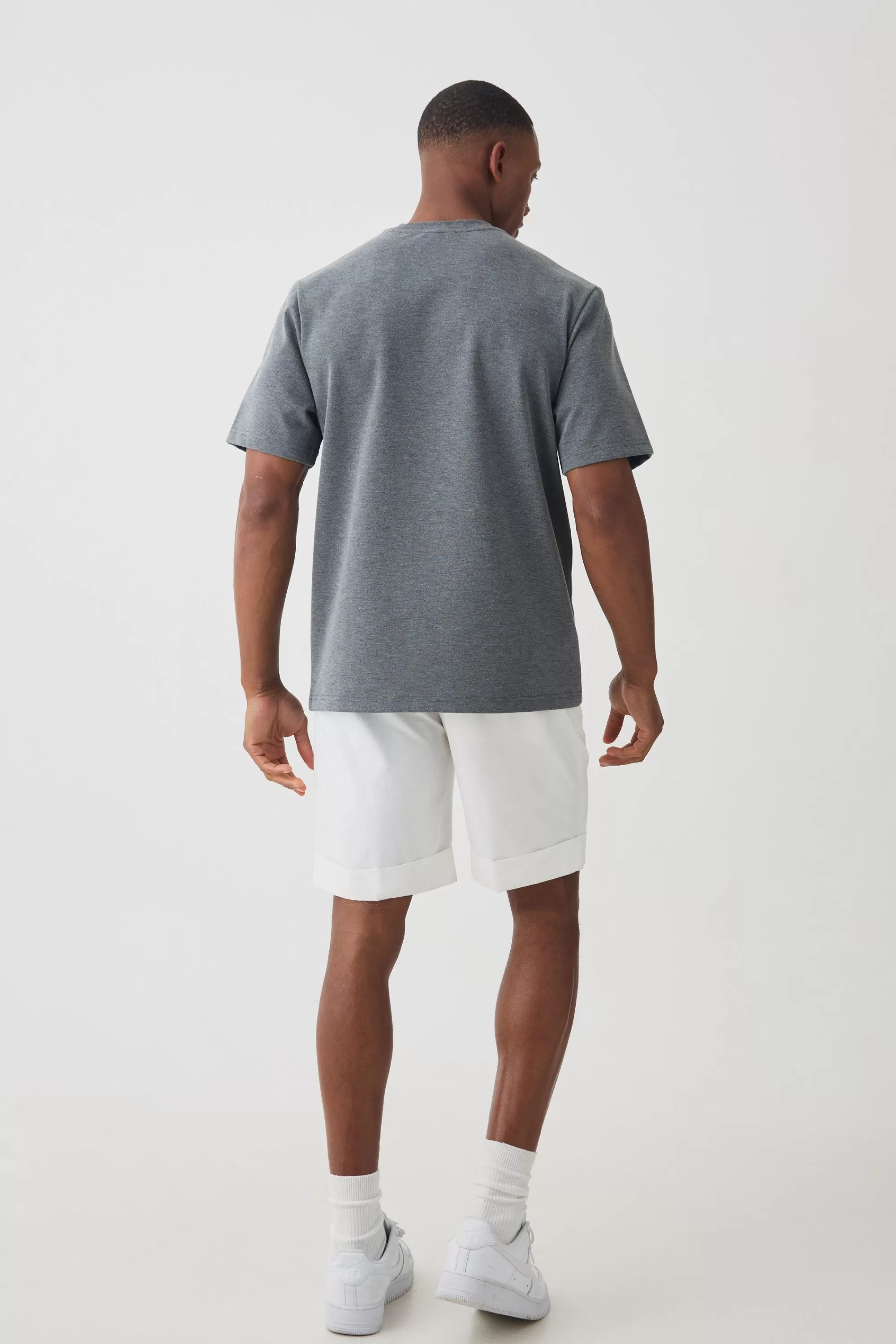 boohooMAN Regular Fit Puff Print Heavyweight T-shirt | UK grey Clearance