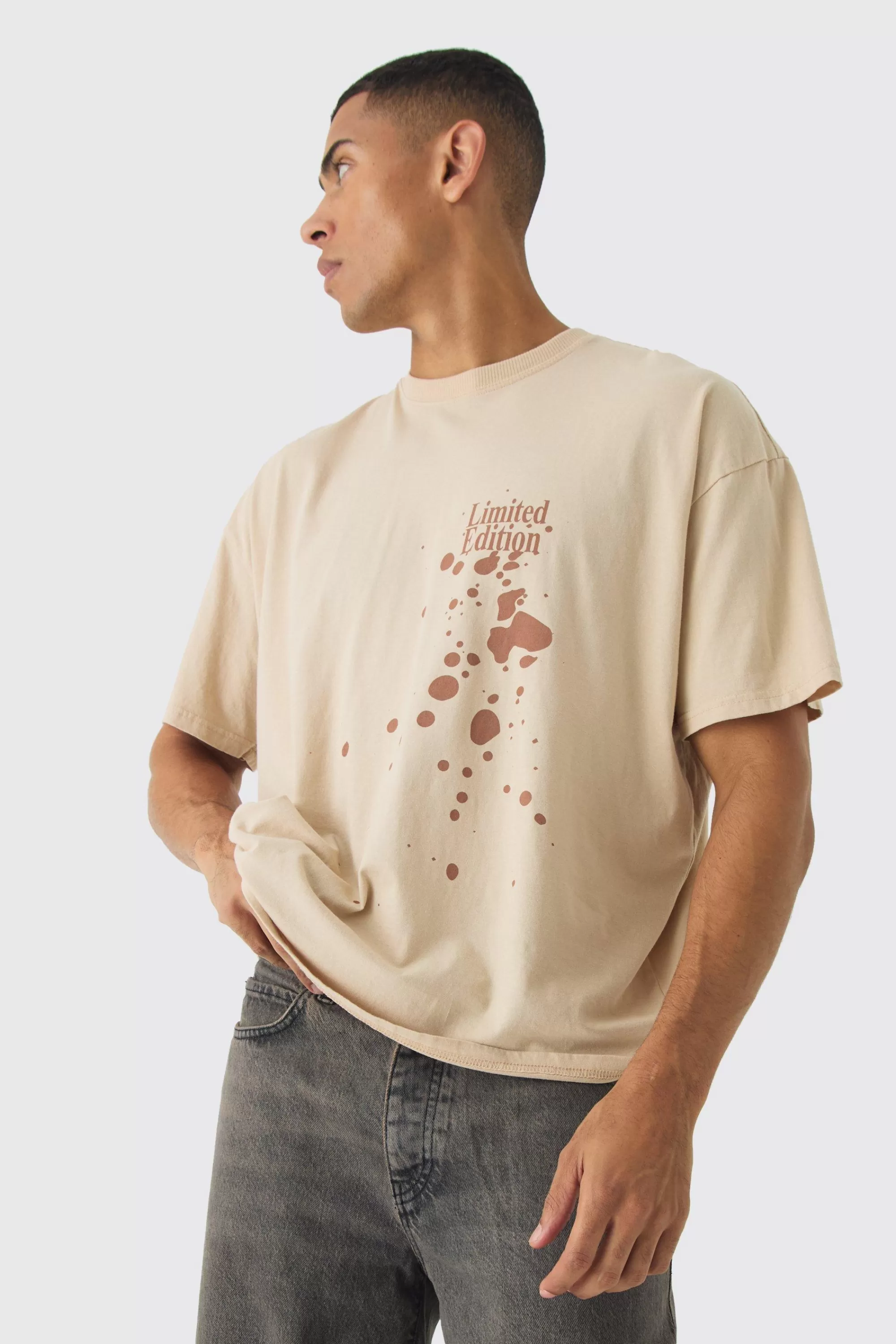 boohooMAN Regular Paint Splatter Washed T-Shirt | UK stone Online