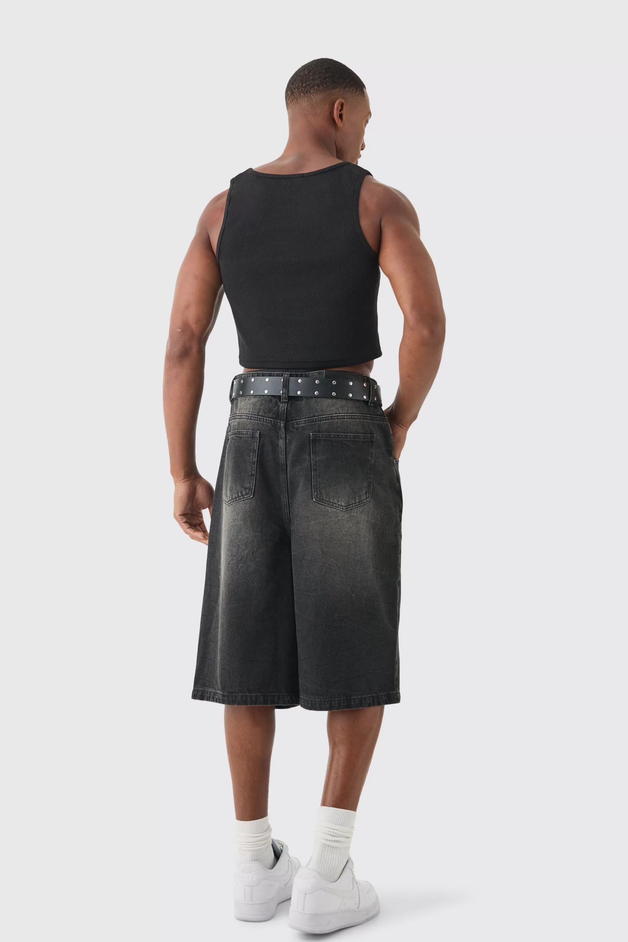 boohooMAN Slim Cropped Square Neck Interlock Vest | UK black Online