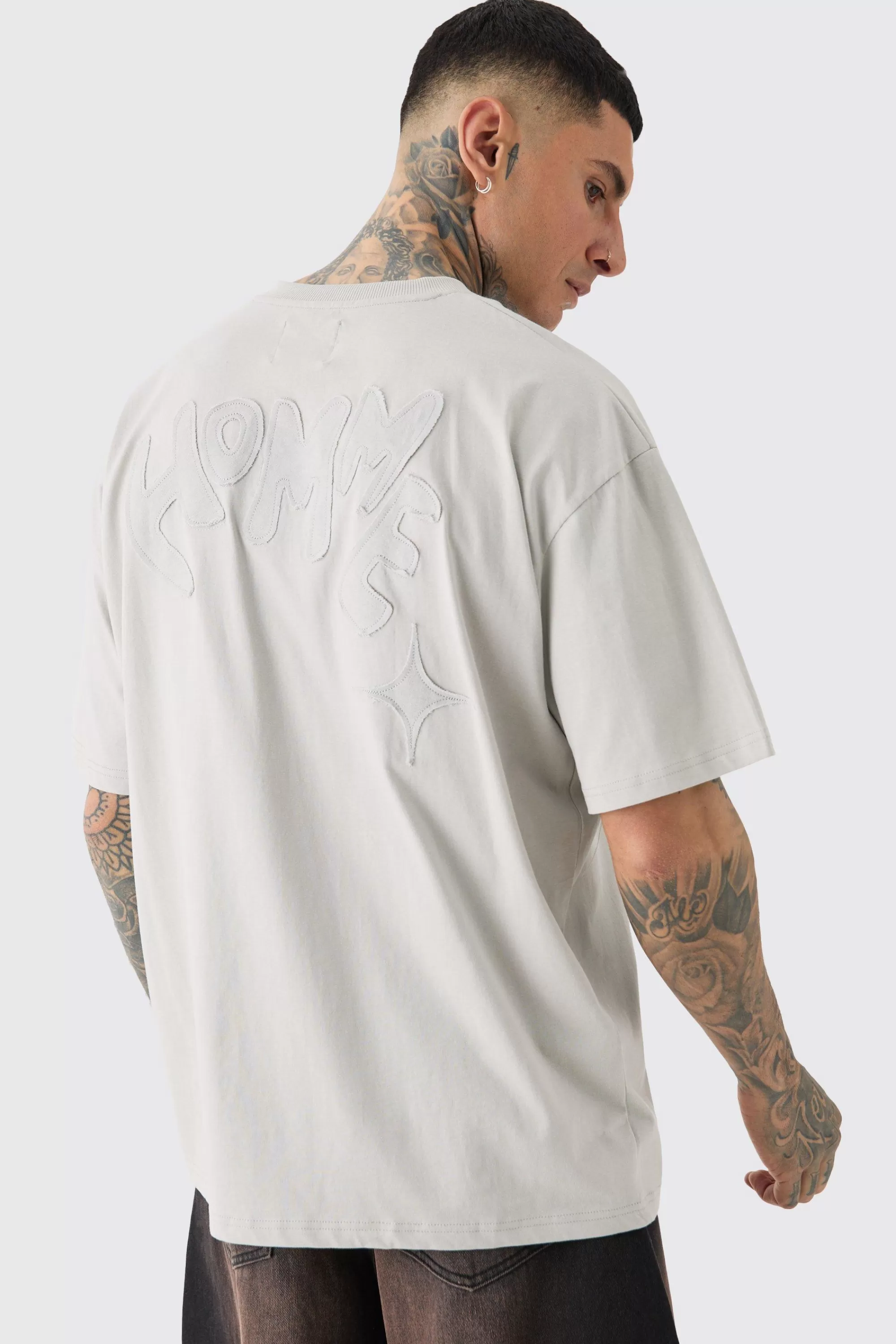 boohooMAN Tall Applique Distressed Loose V Neck T Shirt In | UK grey Discount