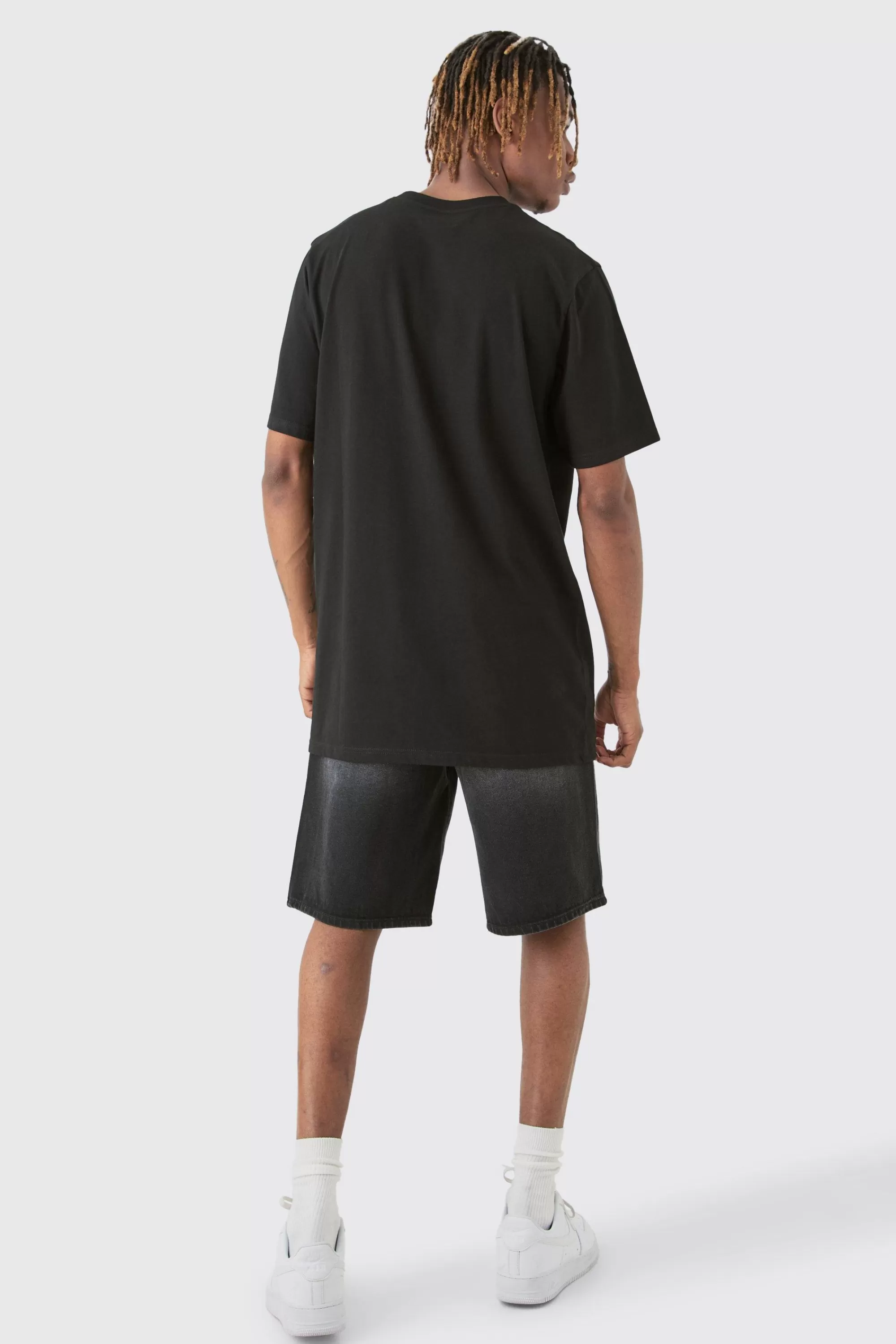 boohooMAN Tall Basic Longline Crew Neck T-shirt | UK black Shop