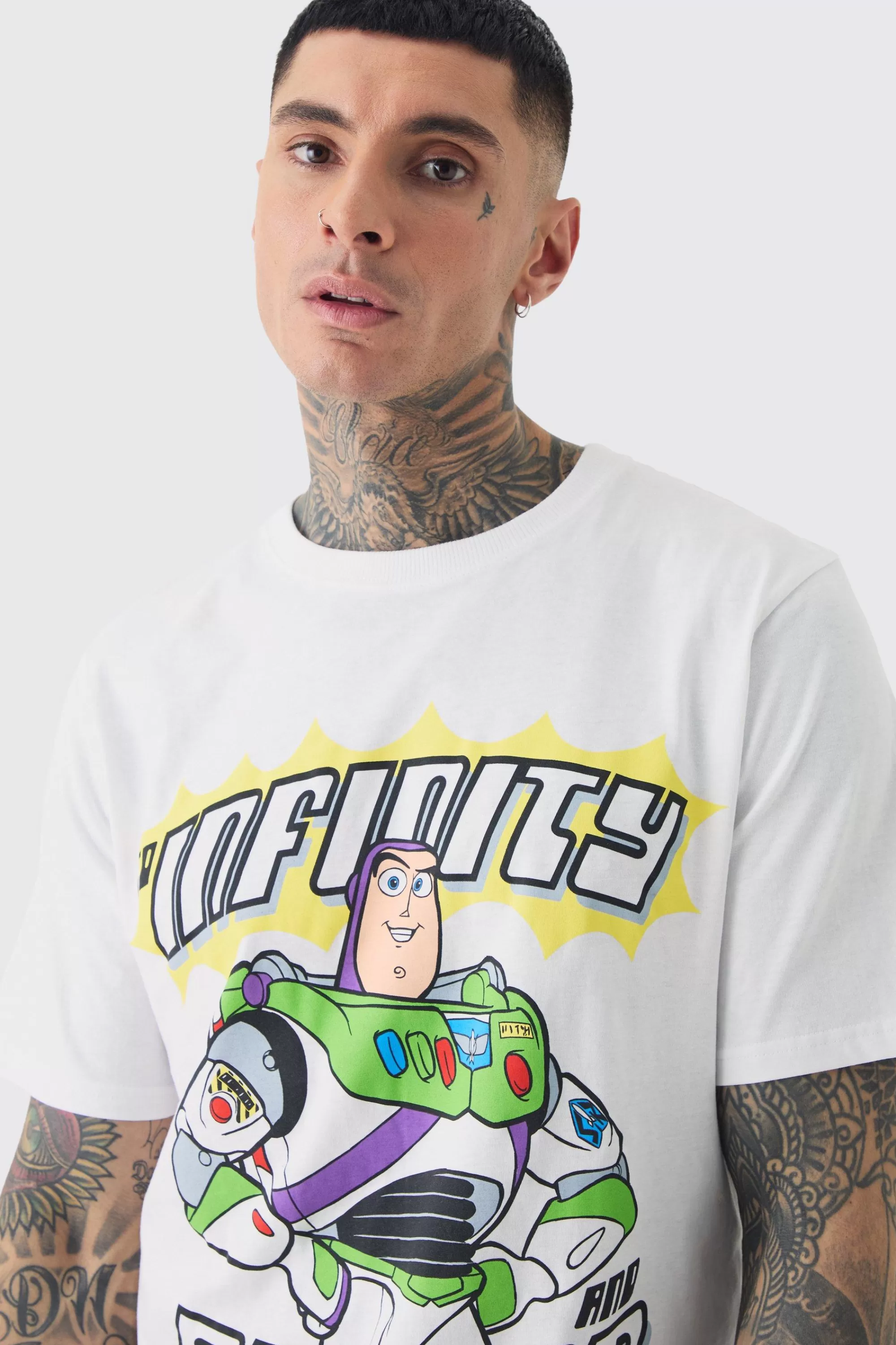boohooMAN Tall Buzz Lightyear Infinity Printed Licensed T-shirt In | UK white New