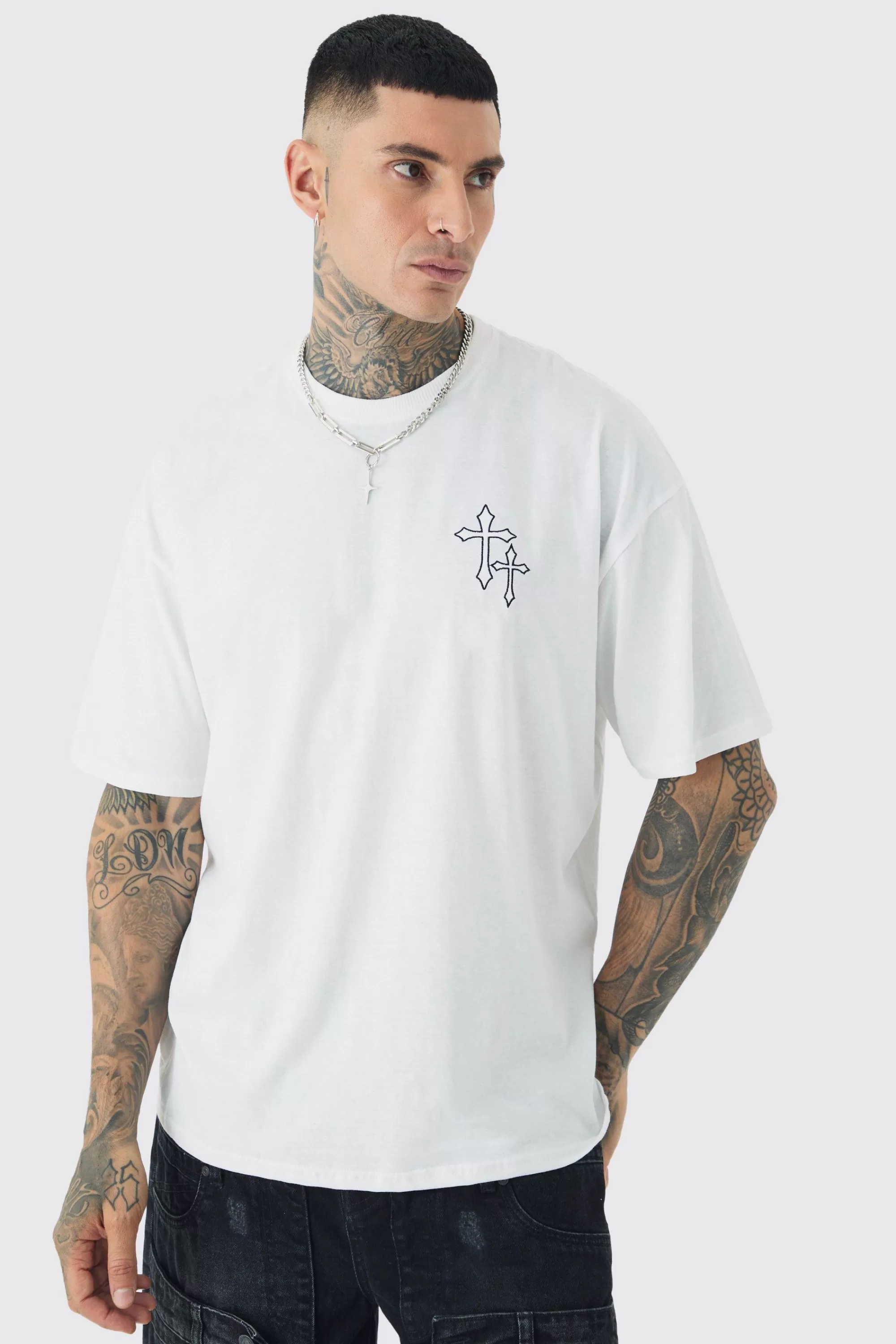 boohooMAN Tall Cross Embroidered T-shirt In | UK white Shop