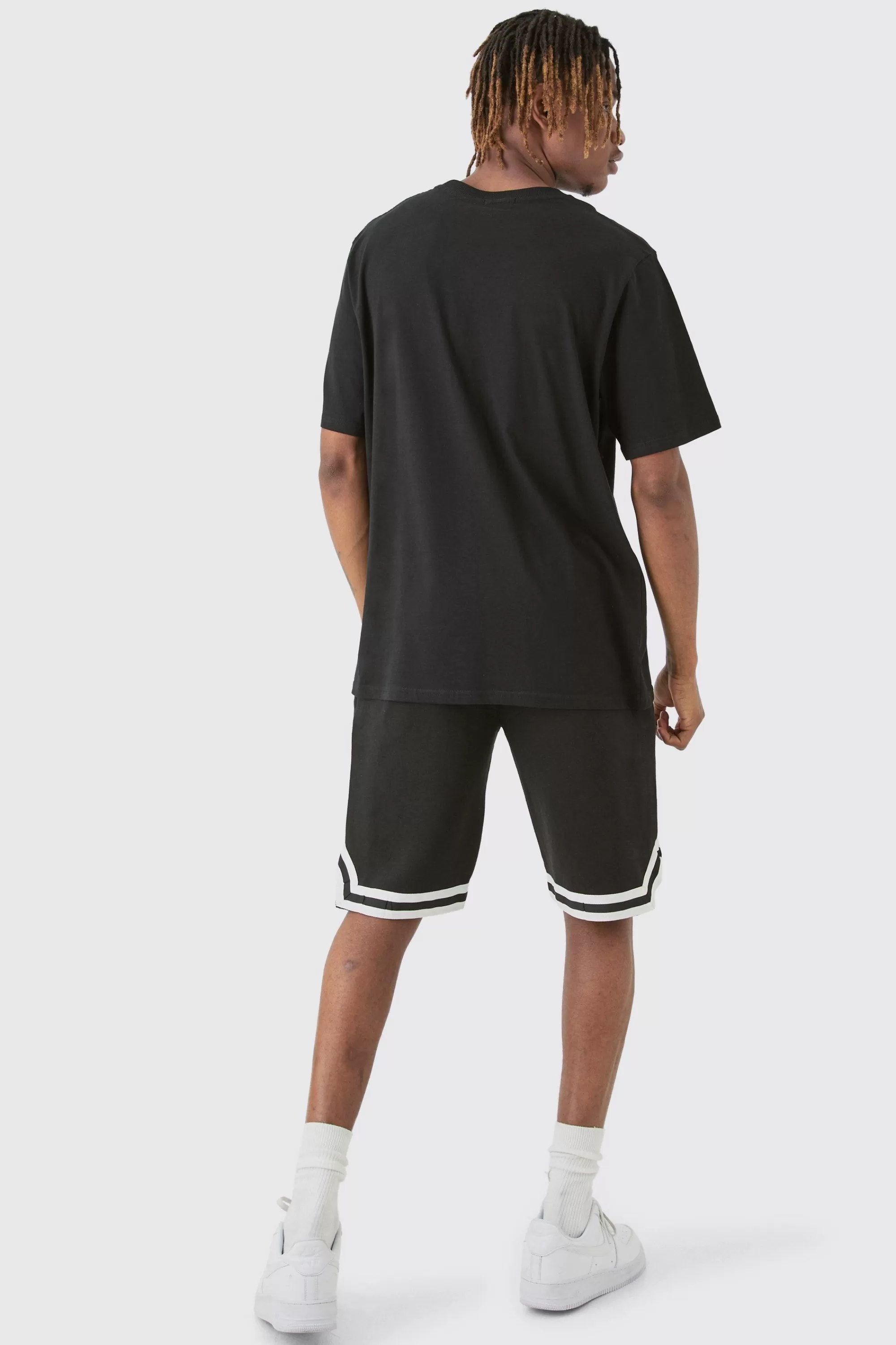 boohooMAN Tall New York Varsity Print T-shirt | UK black Discount