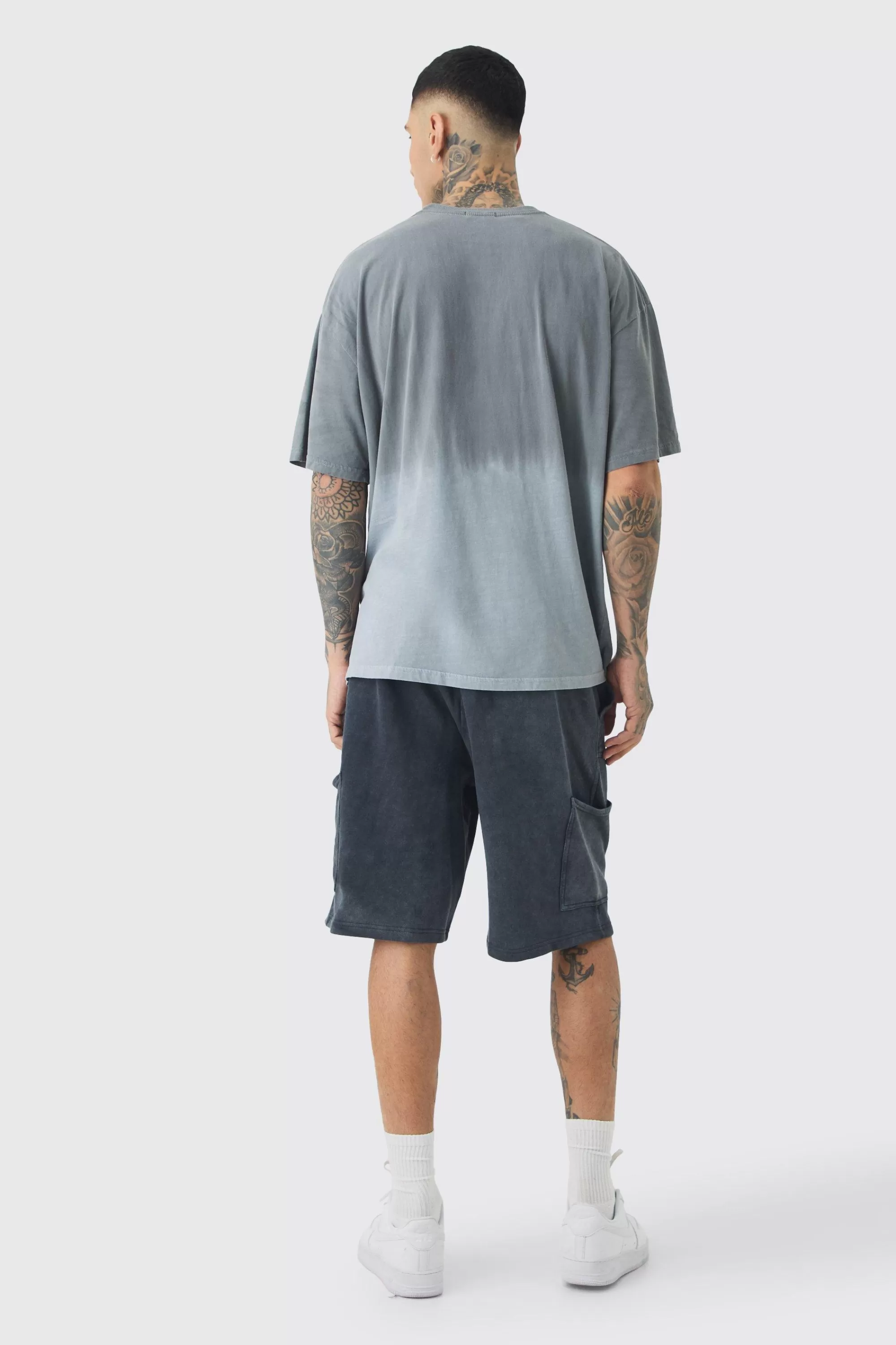 boohooMAN Tall OFCL Ombre Washed T-shirt In | UK black Discount