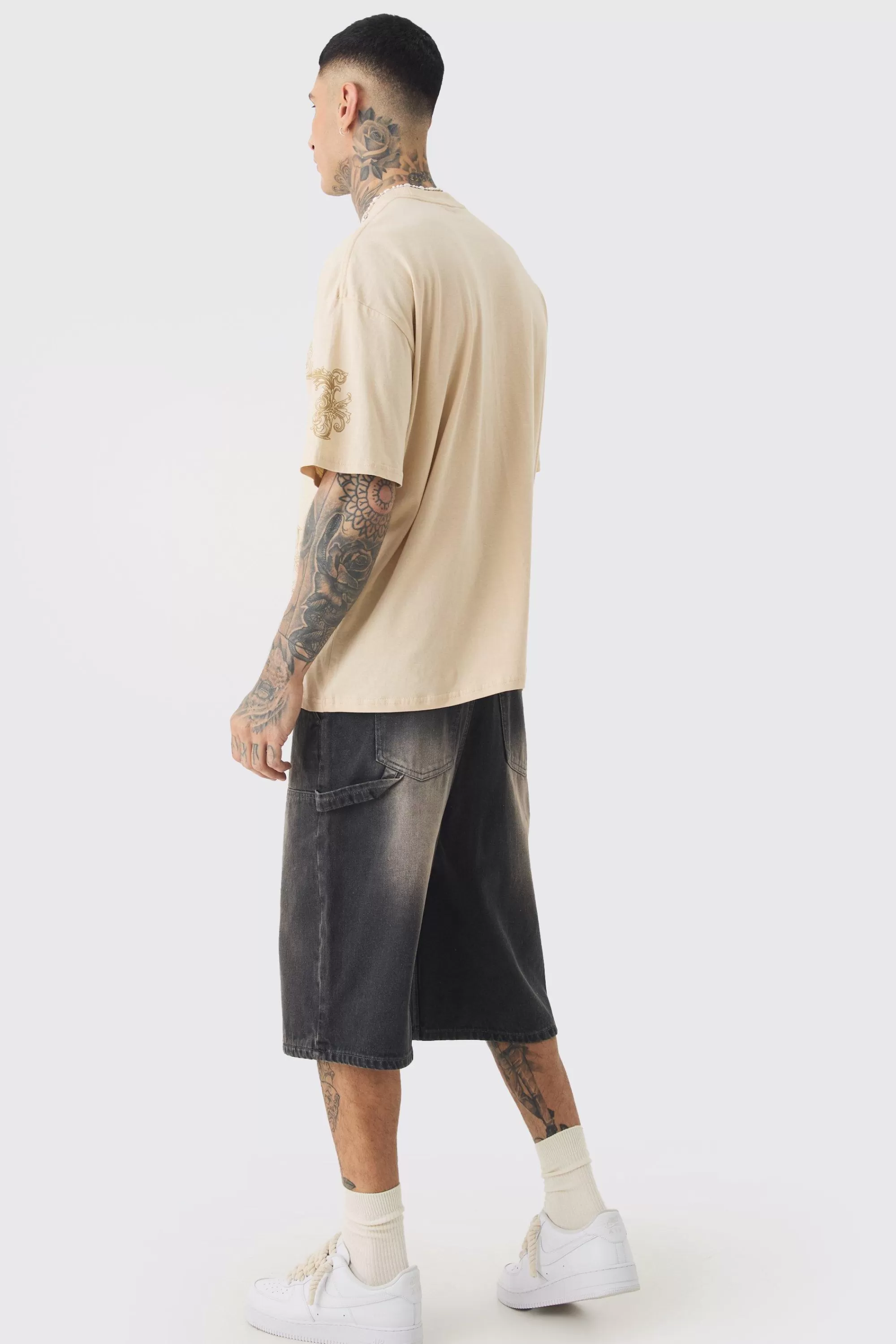 boohooMAN Tall Oversized Extended Official Man Baroque Print T-shirt | UK sand Clearance