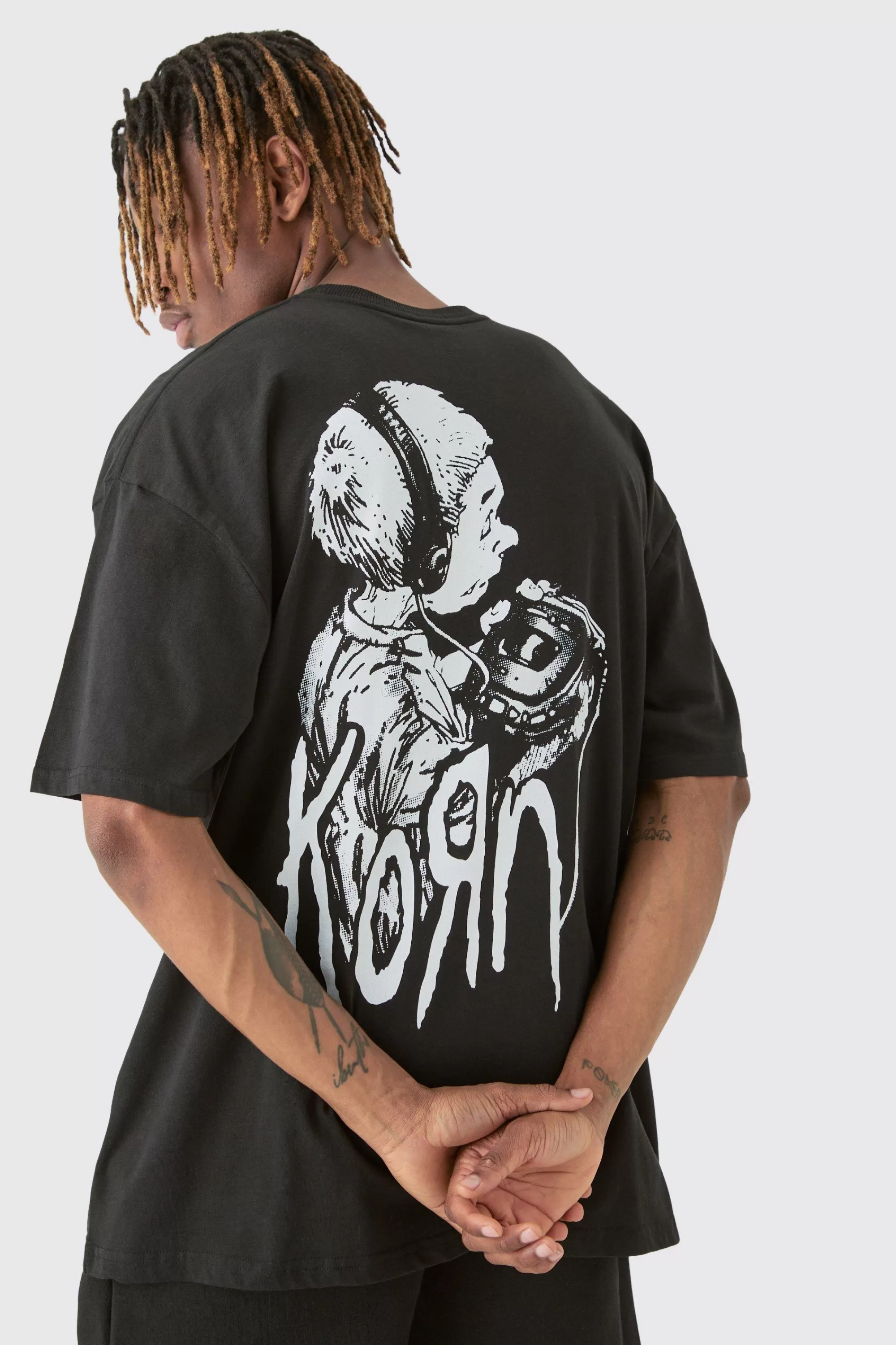 boohooMAN Tall Oversized Korn License T-shirt In | UK black Outlet