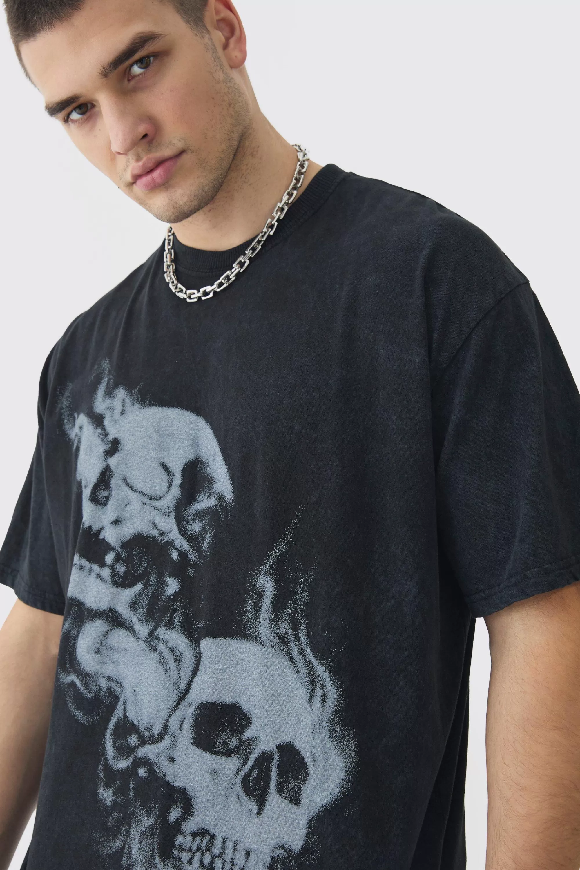 boohooMAN Tall Oversized Skull Acid Wash T-Shirt | UK charcoal Hot
