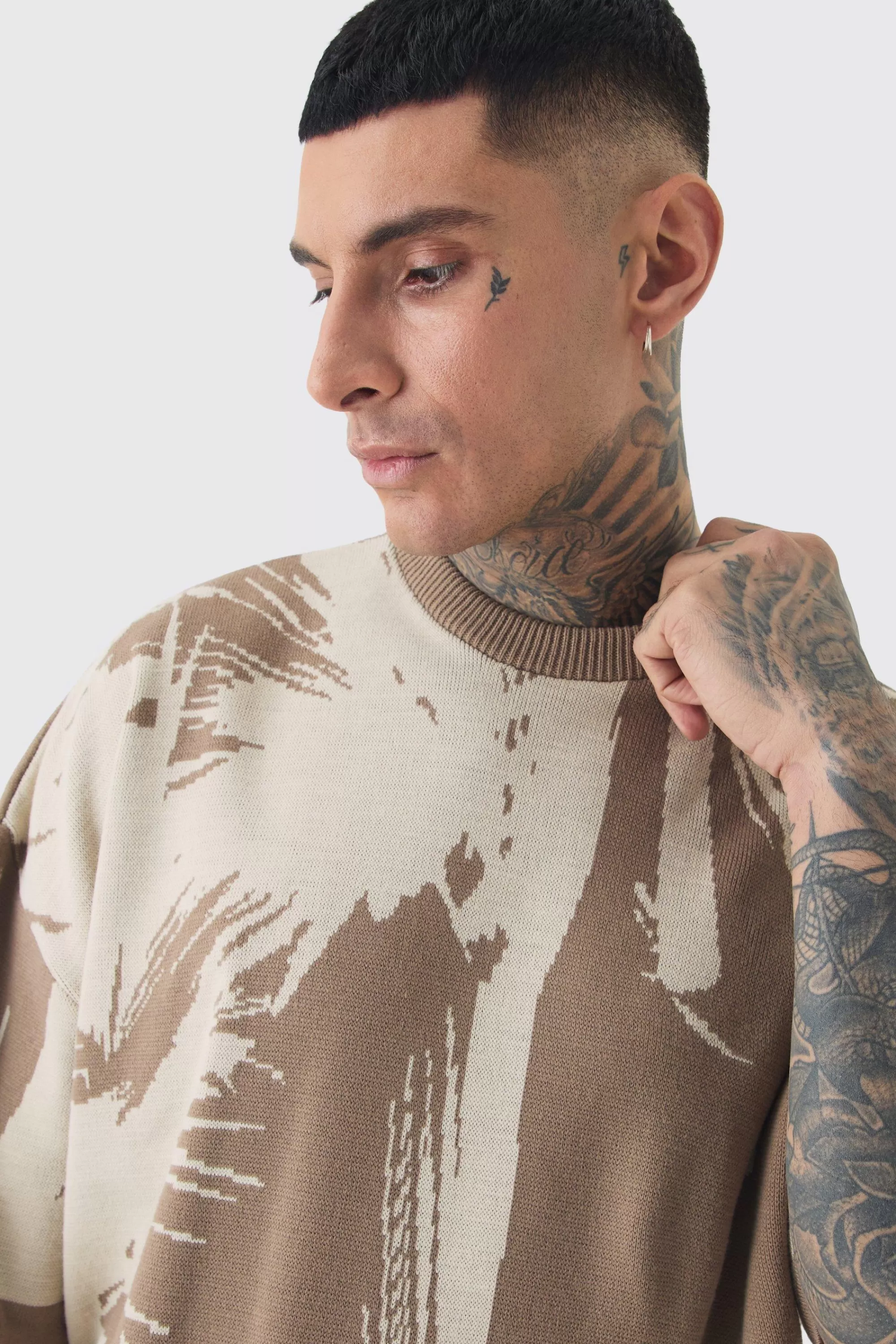 boohooMAN Tall Oversized Tonal Abstract Drawing Knitted T-shirt | UK taupe New