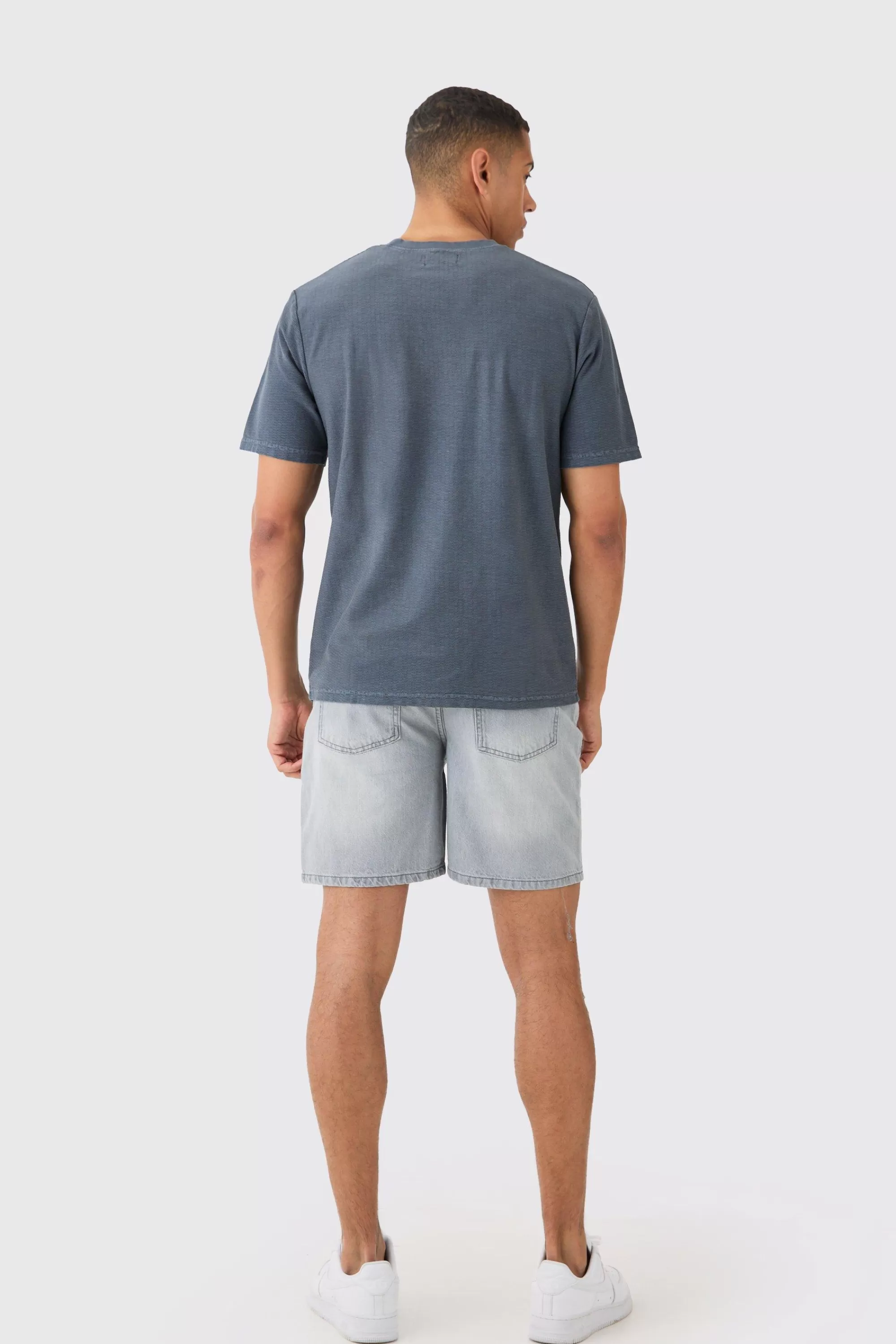 boohooMAN Textured Washed T-shirt | UK charcoal Clearance