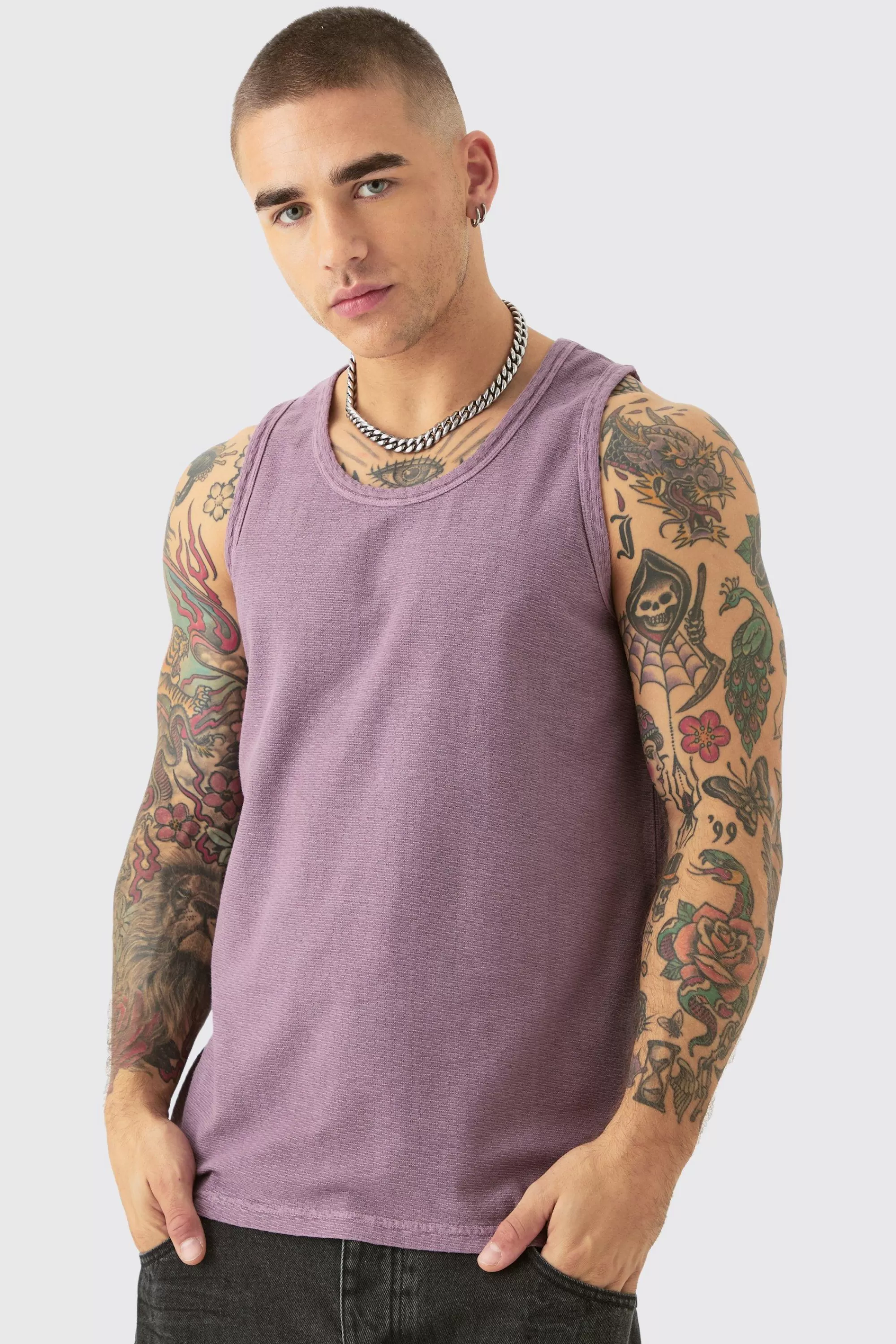 boohooMAN Textured Washed Vest | UK mauve Clearance