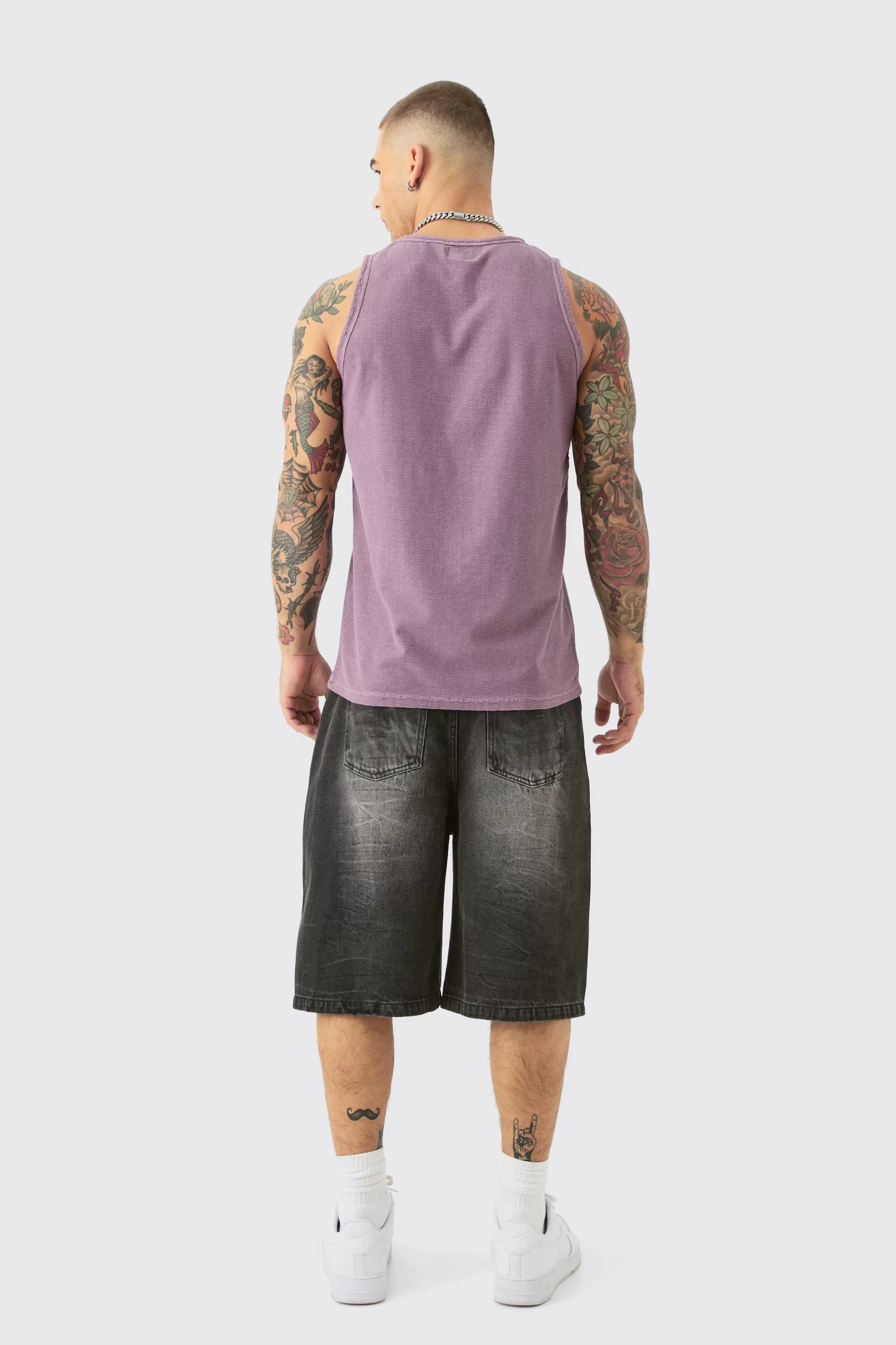 boohooMAN Textured Washed Vest | UK mauve Clearance