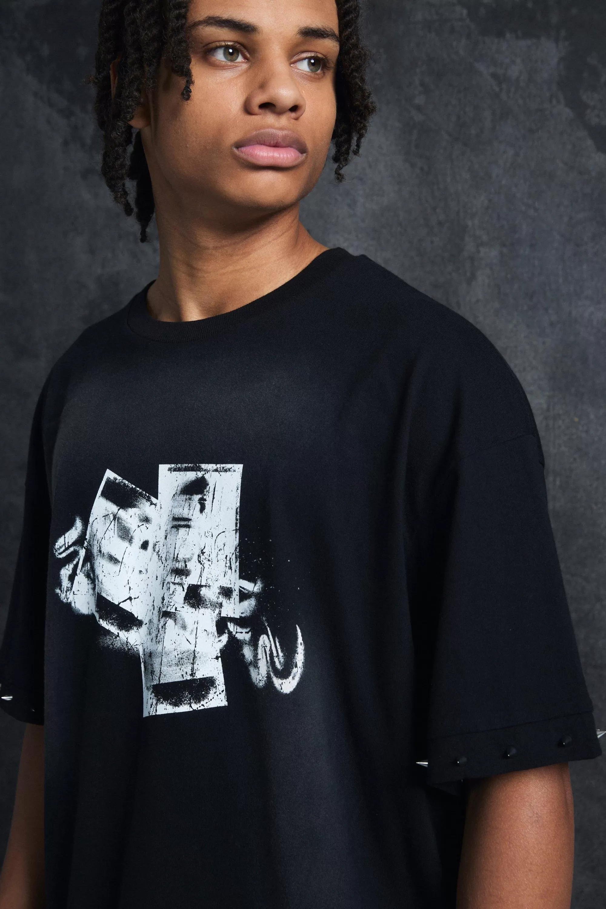boohooMAN Trippie Redd Oversized Boxy Washed Heavy Weight Ring Detail T-Shirt | UK black Sale
