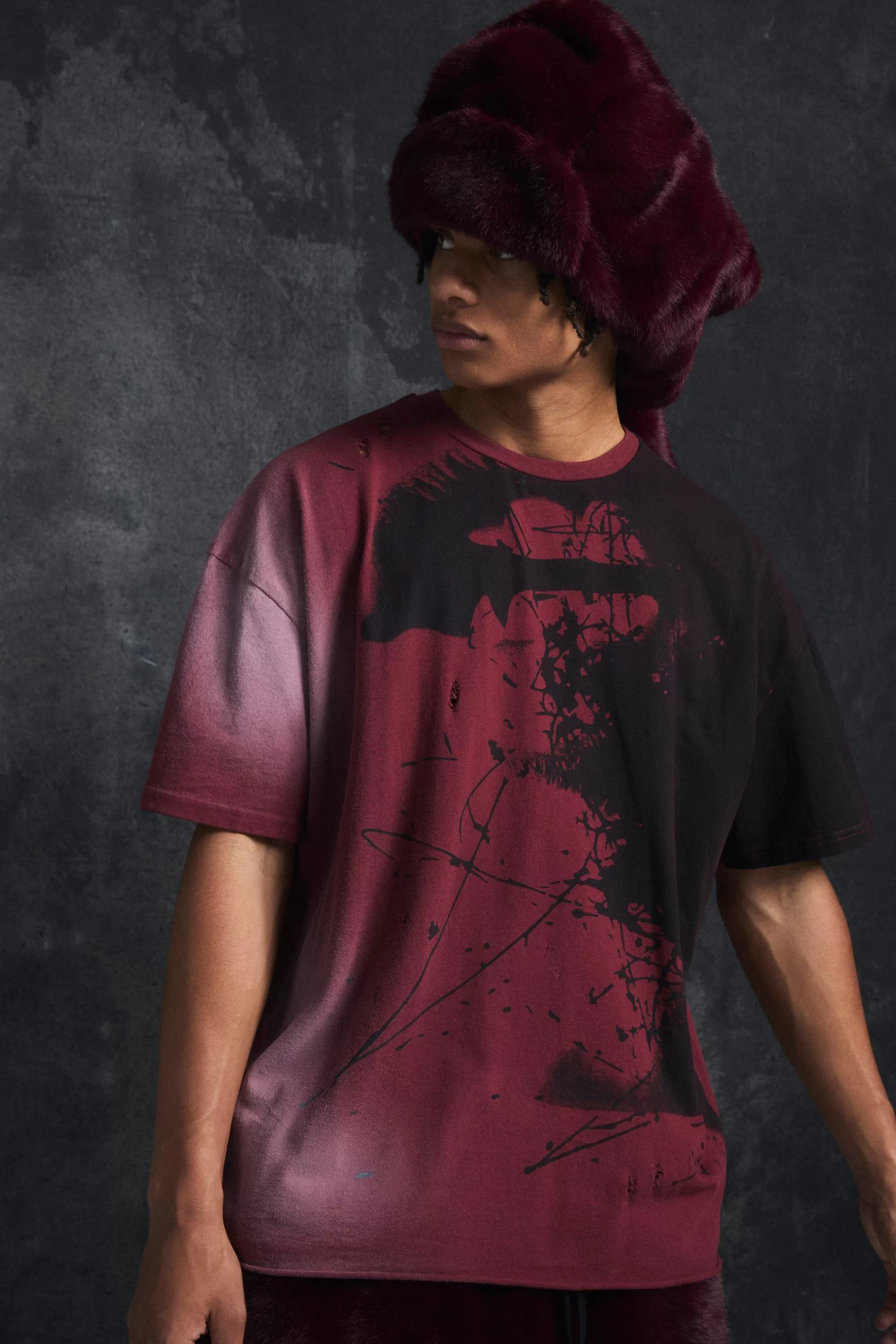 boohooMAN Trippie d Oversized Heavy Washed Lips Print T-shirt | UK red Shop