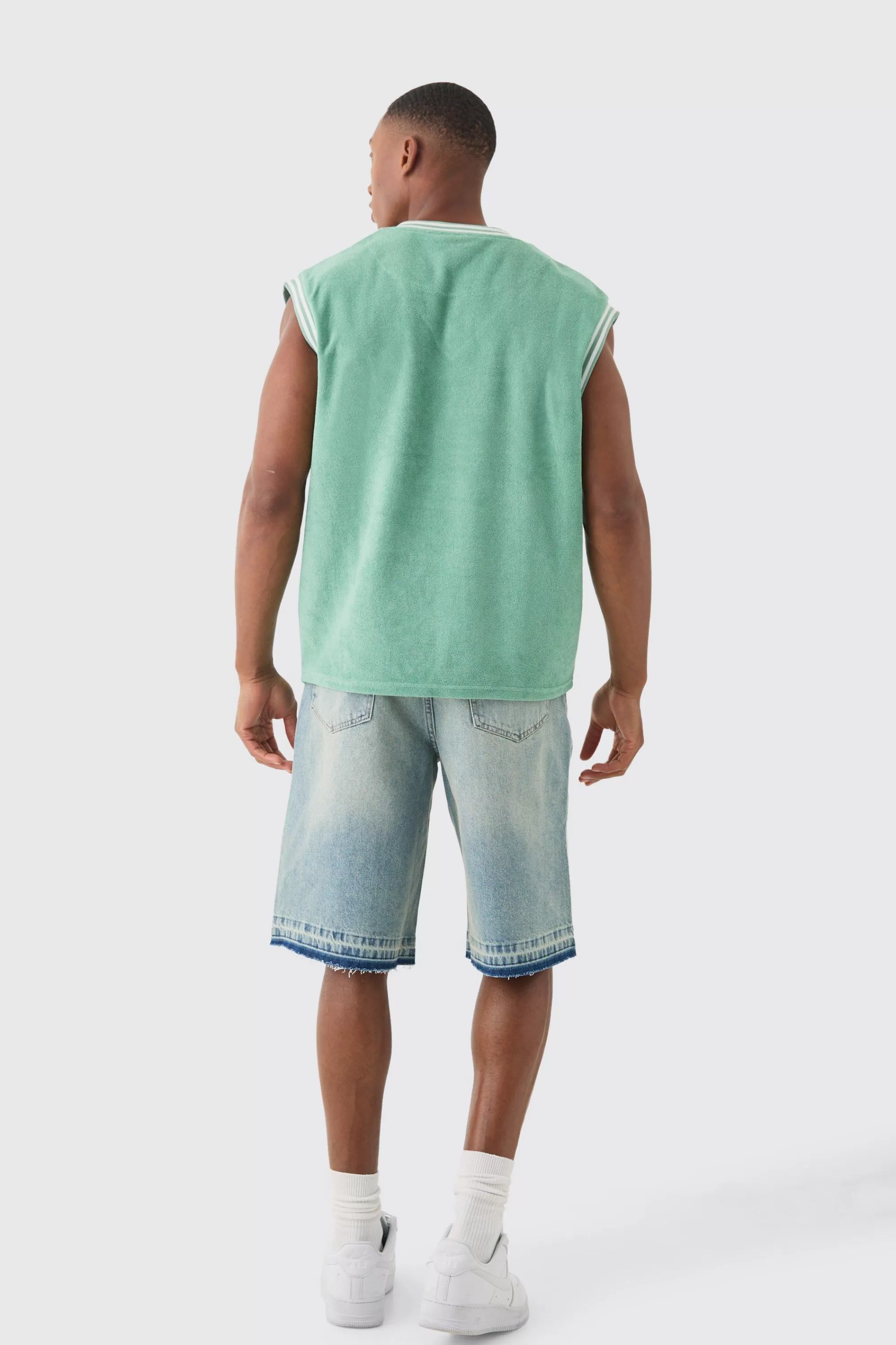 boohooMAN V Neck Limited Edition Towelling Sweater Vest | UK green Best Sale