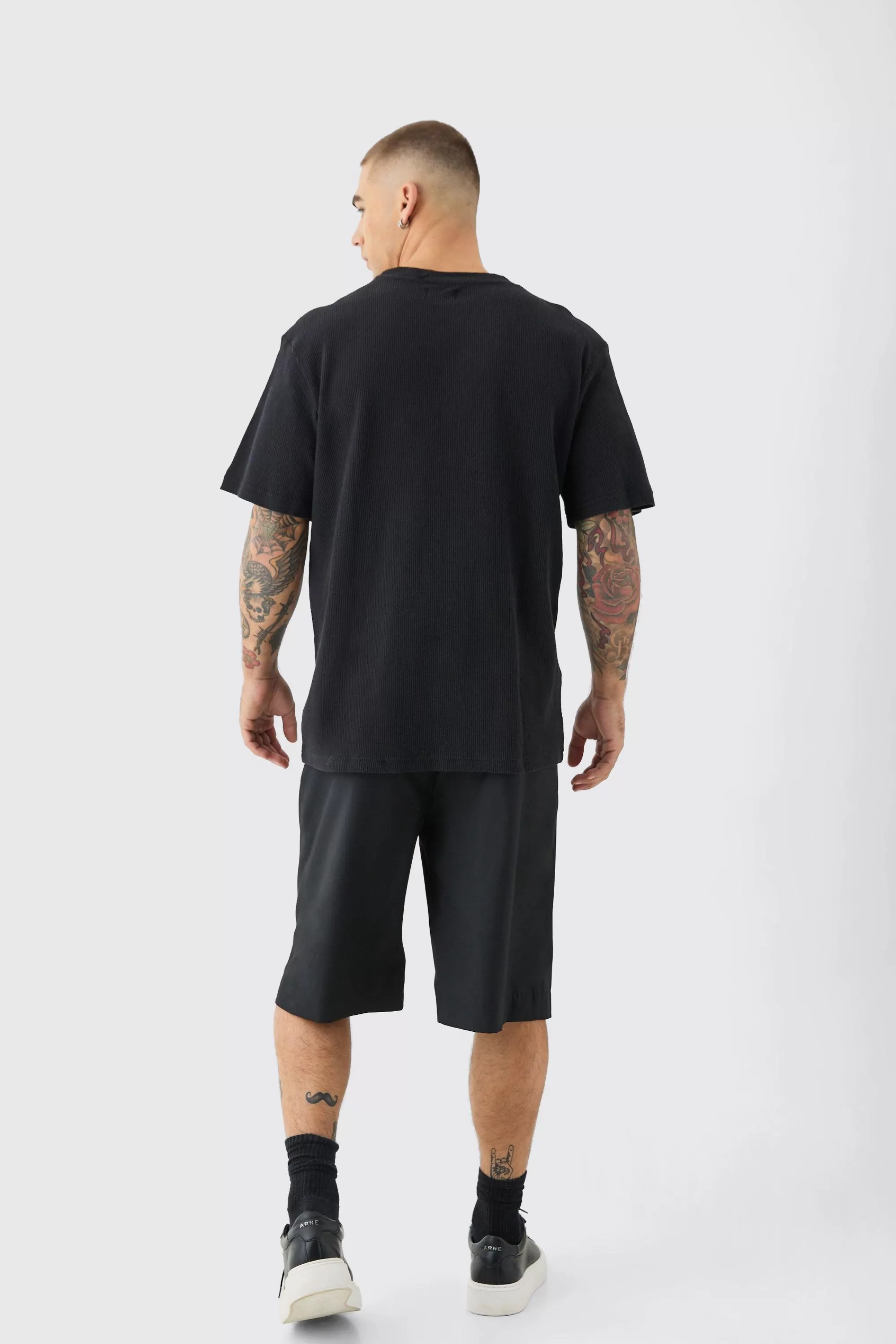 boohooMAN Waffle T-shirt | UK black Store