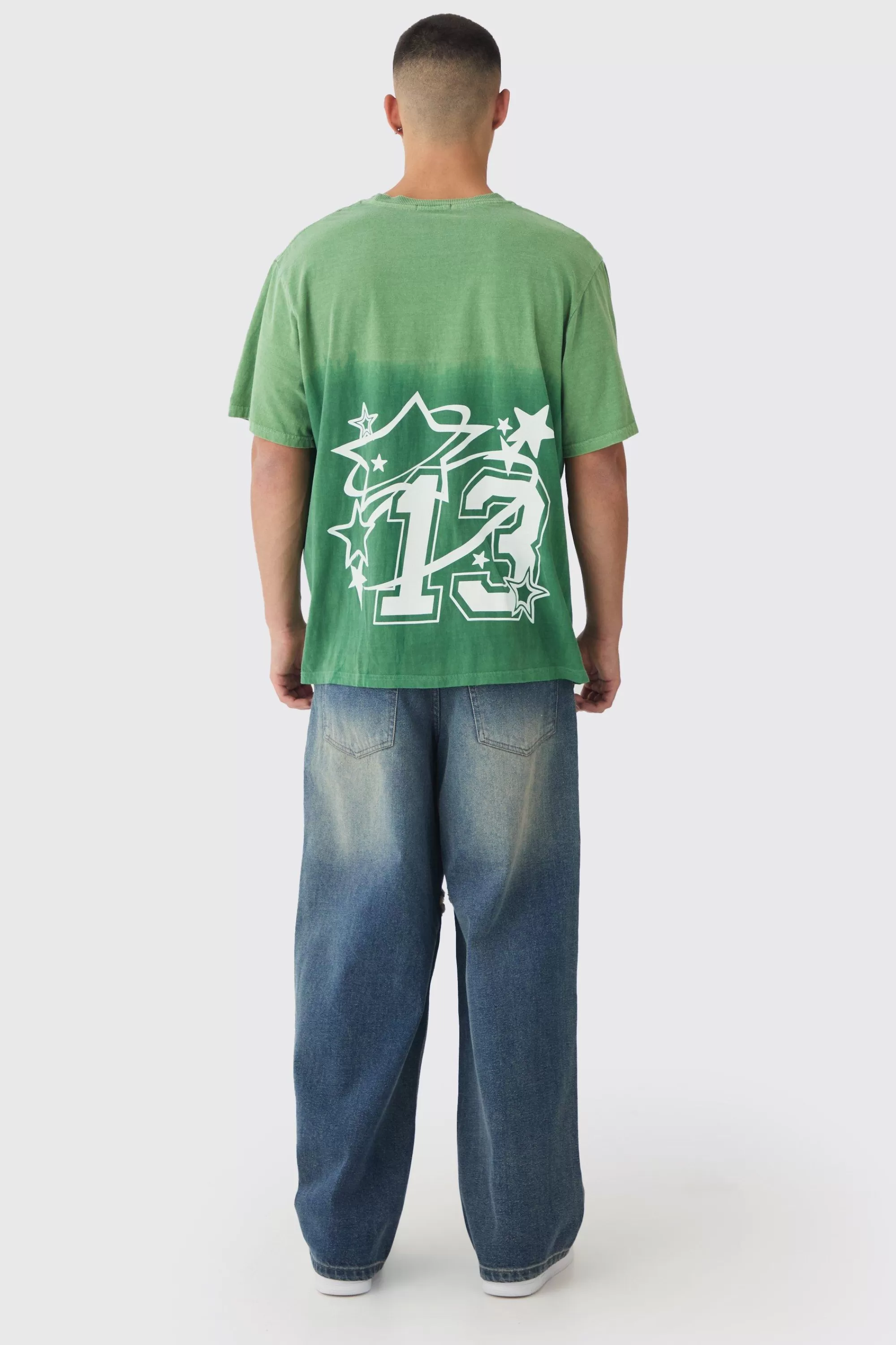 boohooMAN Washed 13 Star Printed T-Shirt | UK green Shop
